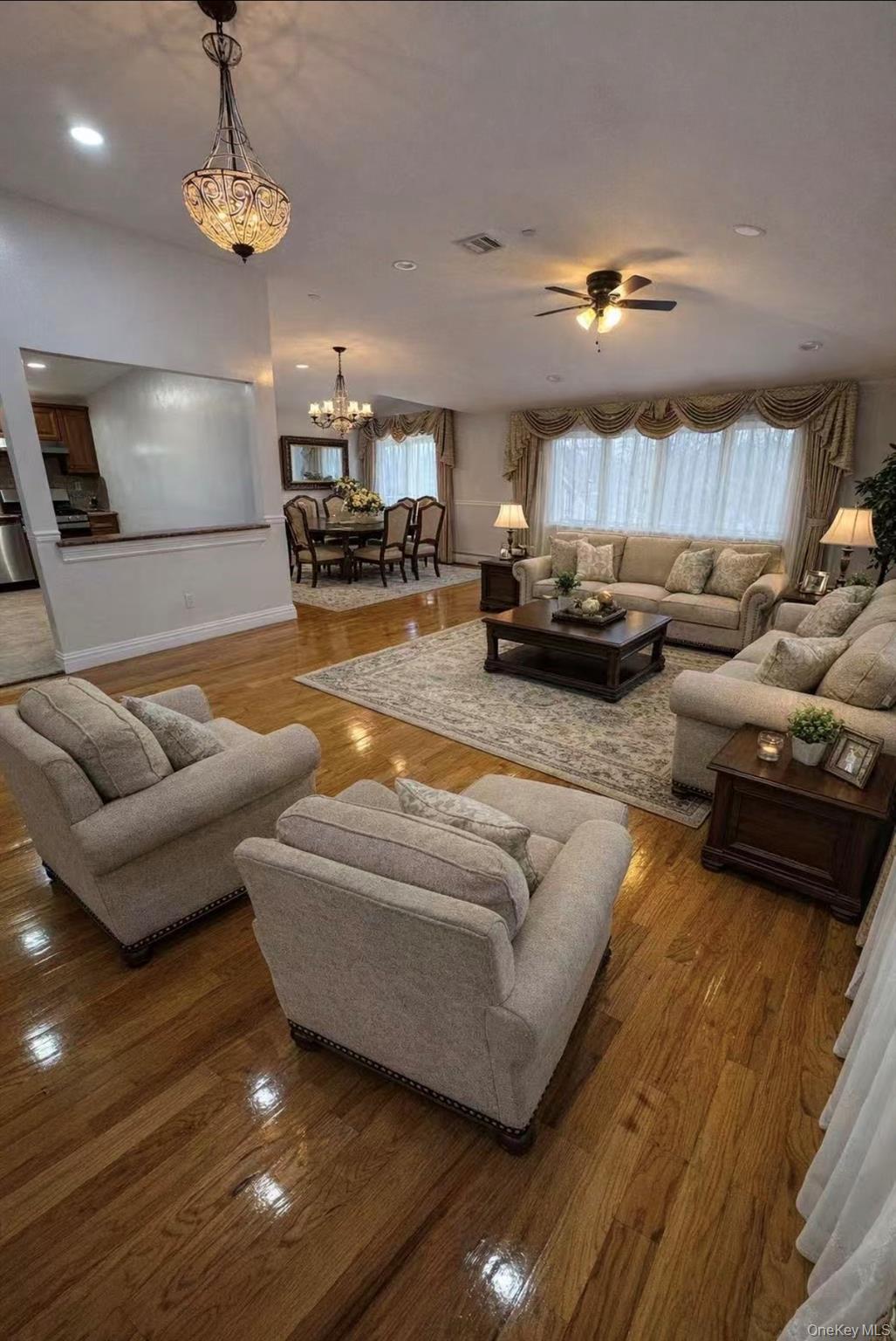 #1 photo, 253-12 58th Avenue, كوينز Little Neck , NY 11362