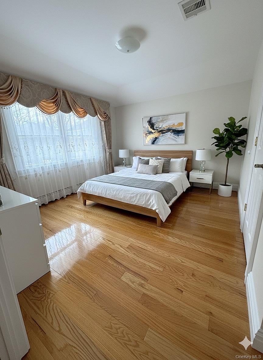 #7 photo, 253-12 58th Avenue, كوينز Little Neck , NY 11362