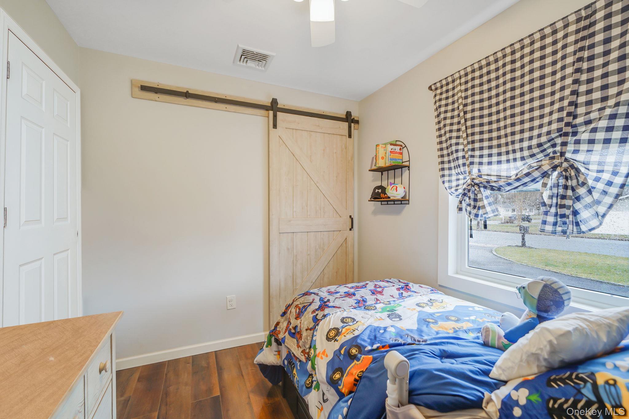 #11 photo, 15 Vee Jay Drive, Shoreham , NY 11786