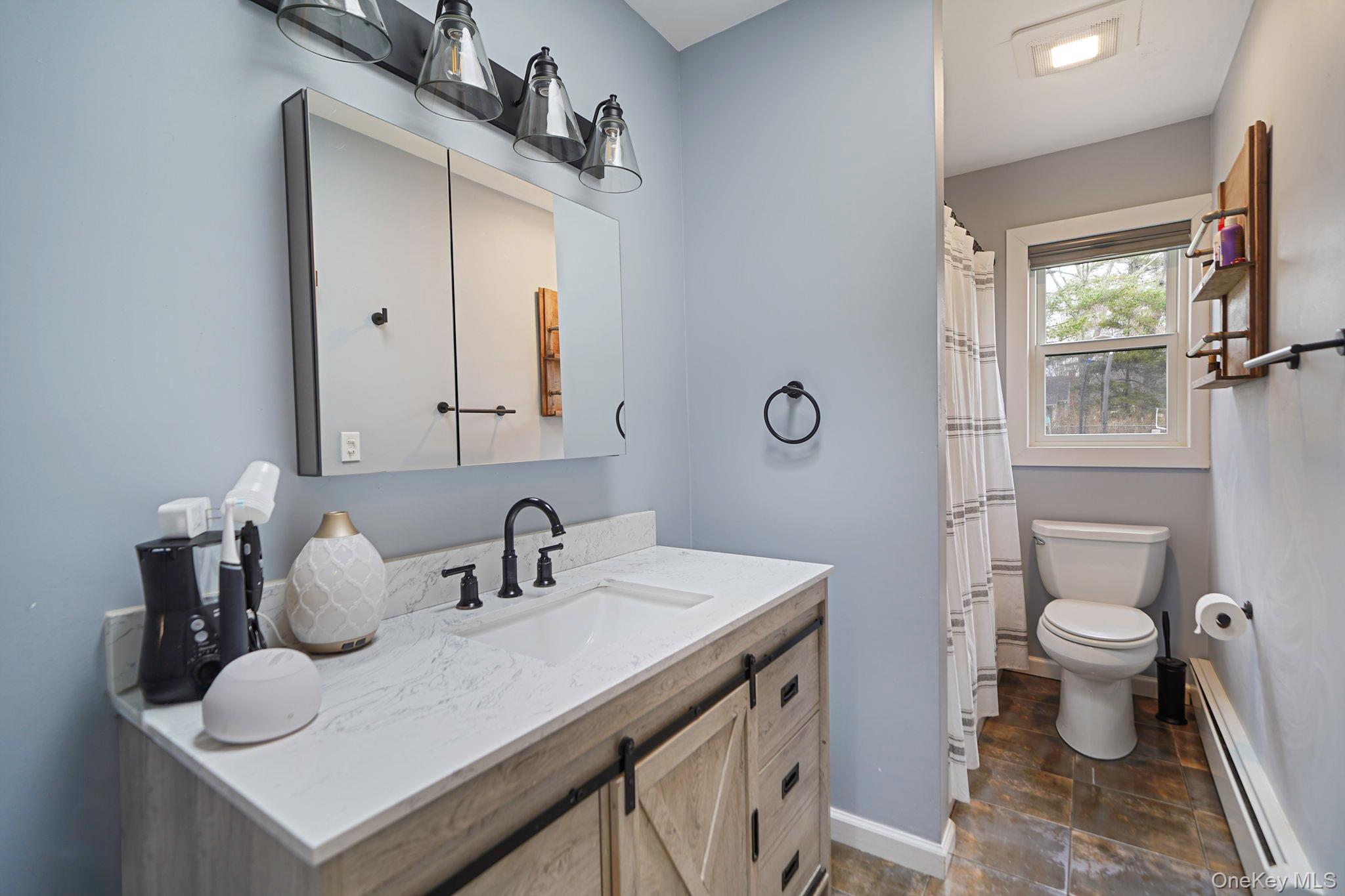 #13 photo, 15 Vee Jay Drive, Shoreham , NY 11786