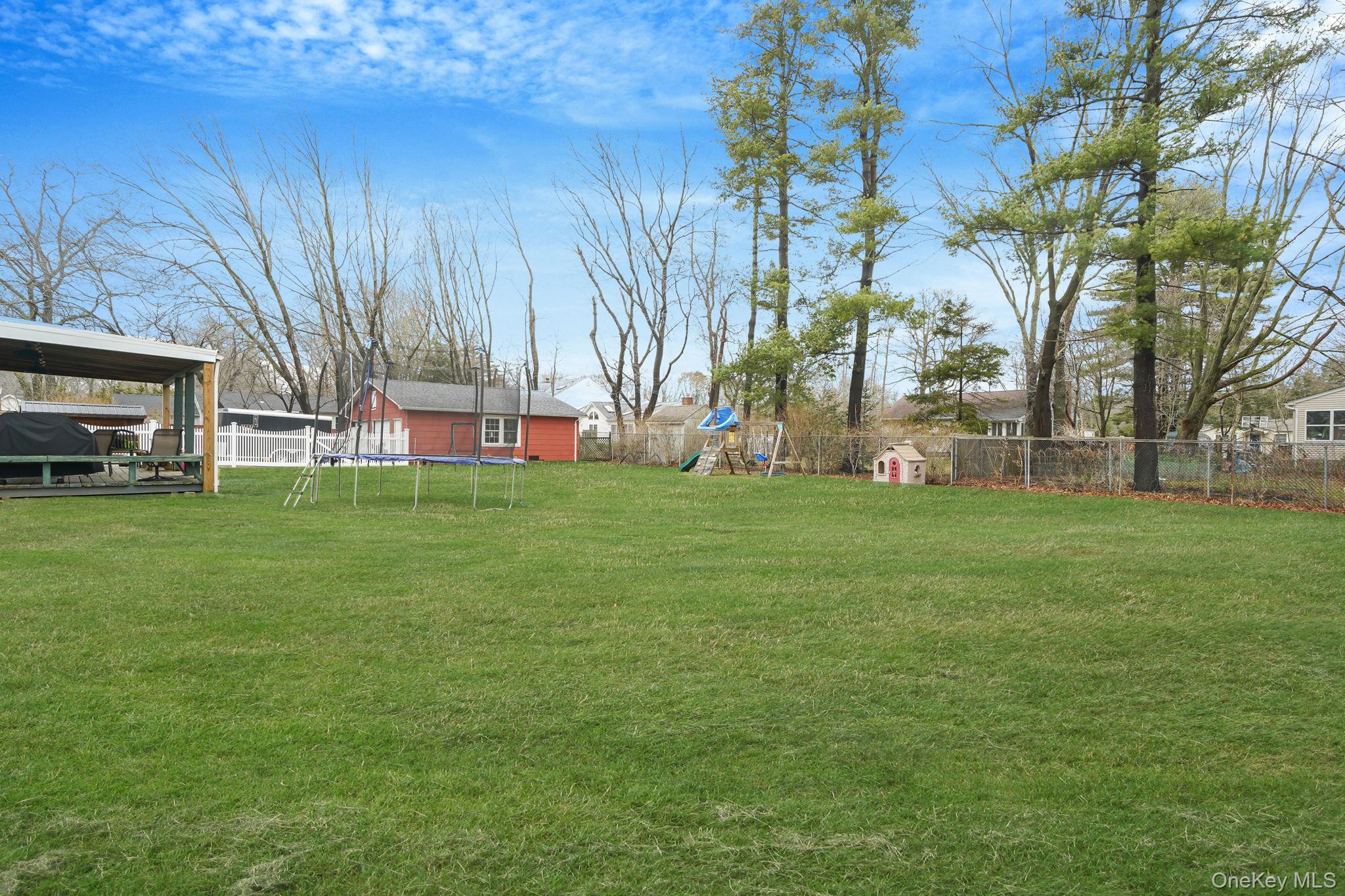 #15 photo, 15 Vee Jay Drive, Shoreham , NY 11786