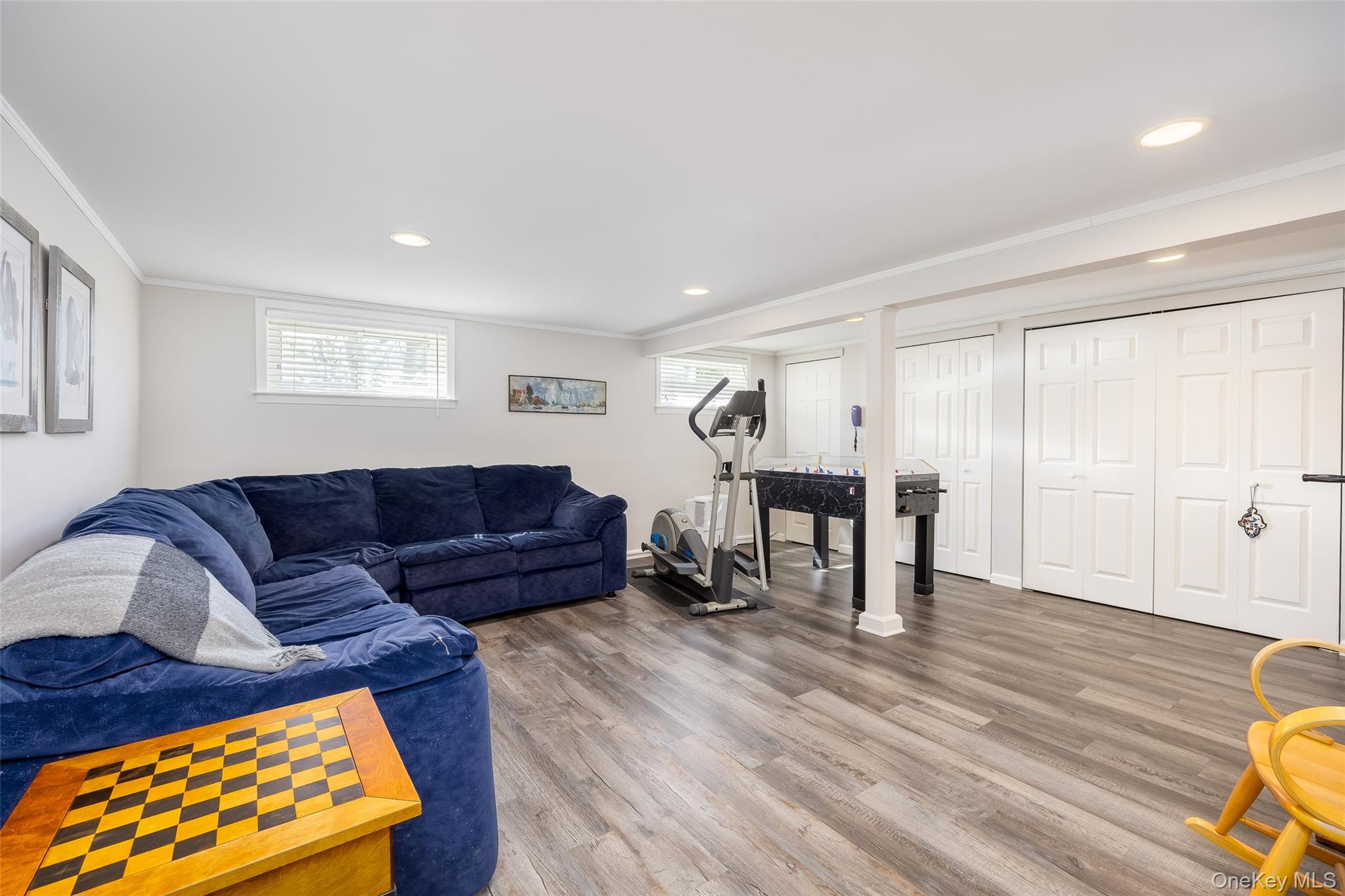 #20 photo, 4 Knoll Top Road, Stony Brook , NY 11790