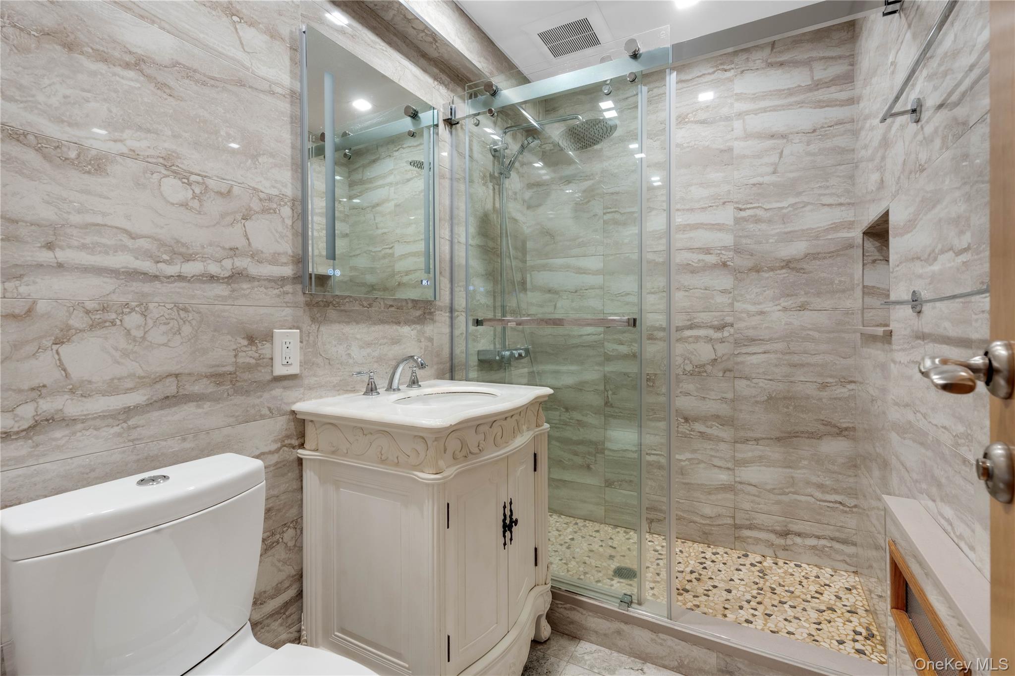 #10 photo, 2711 Avenue X, 布鲁克林 Brooklyn , NY 11235