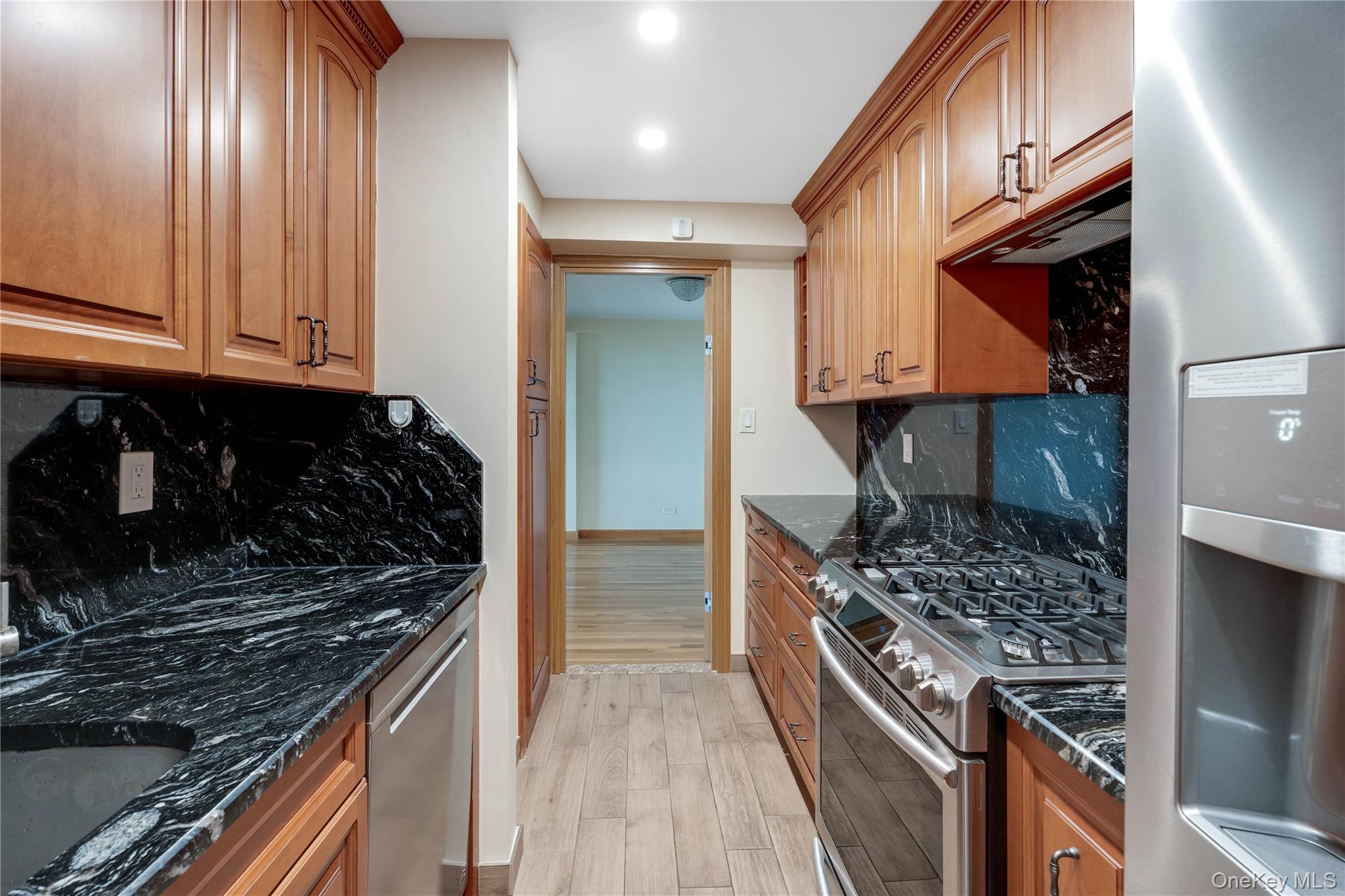 #9 photo, 2711 Avenue X, 布鲁克林 Brooklyn , NY 11235