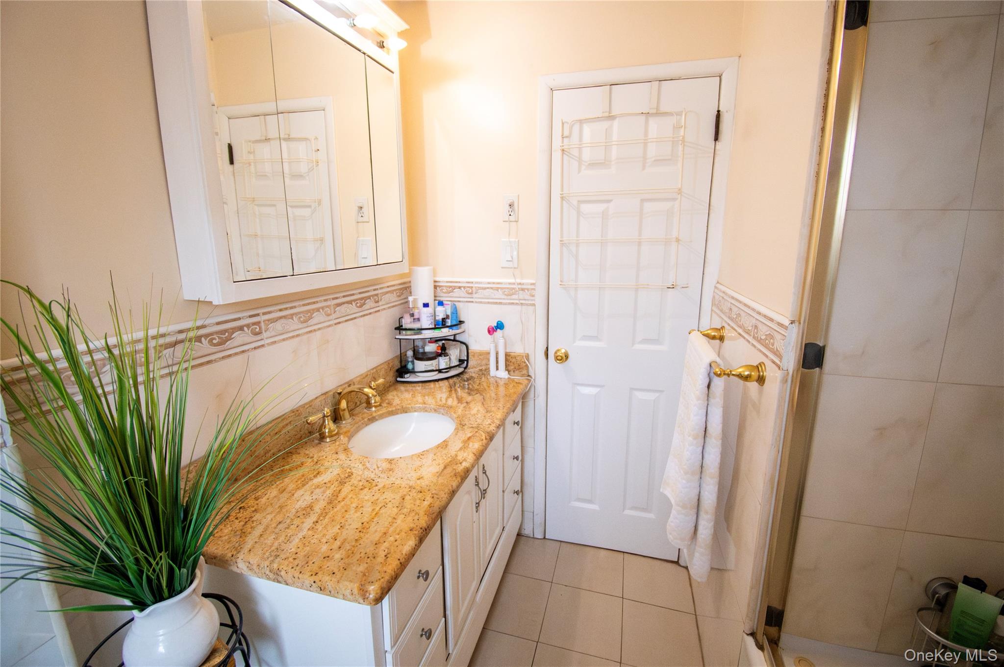 #18 photo, 720 New York Avenue, नासाउ काउंटी Baldwin , NY 11510