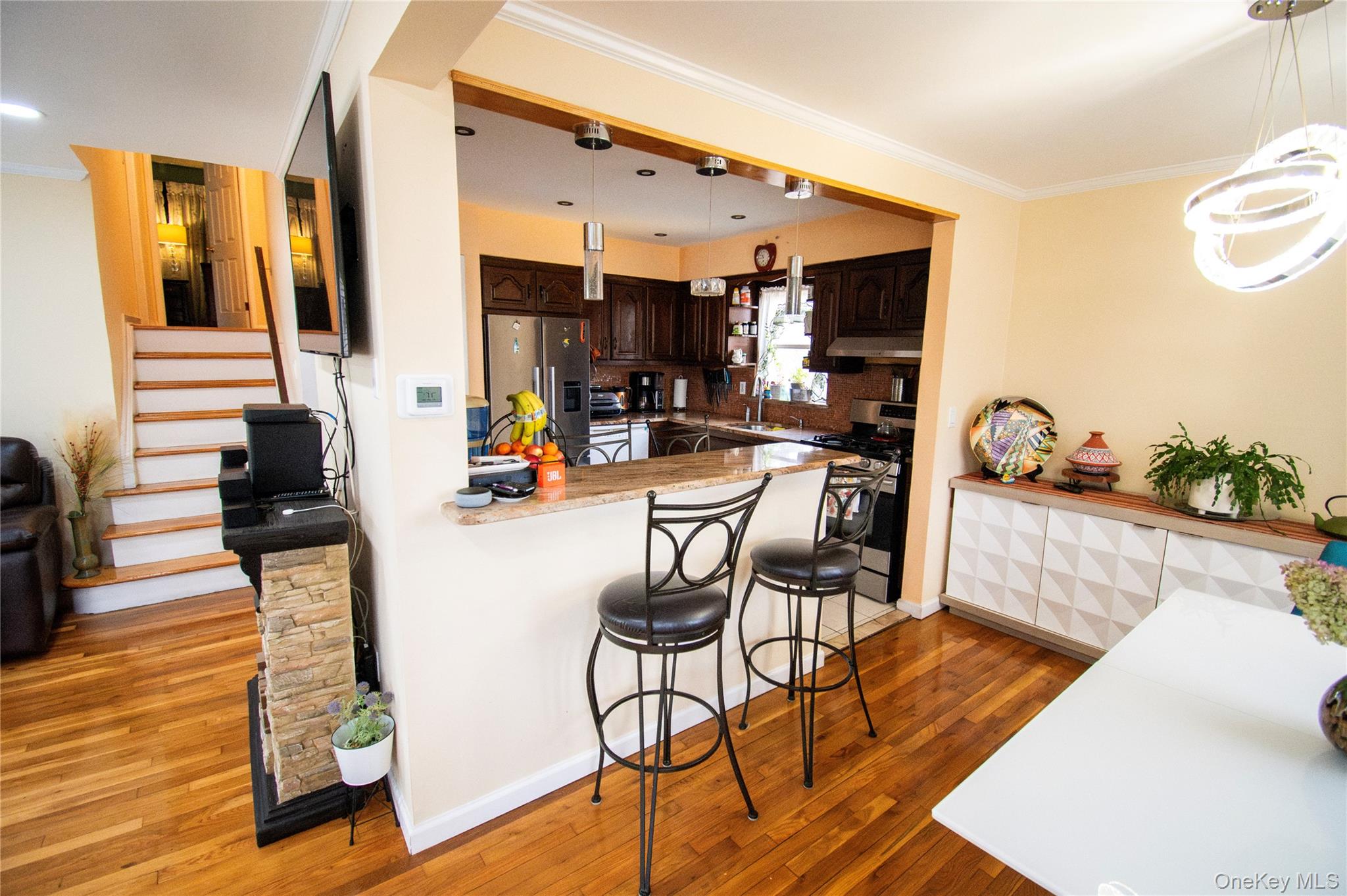 #9 photo, 720 New York Avenue, नासाउ काउंटी Baldwin , NY 11510