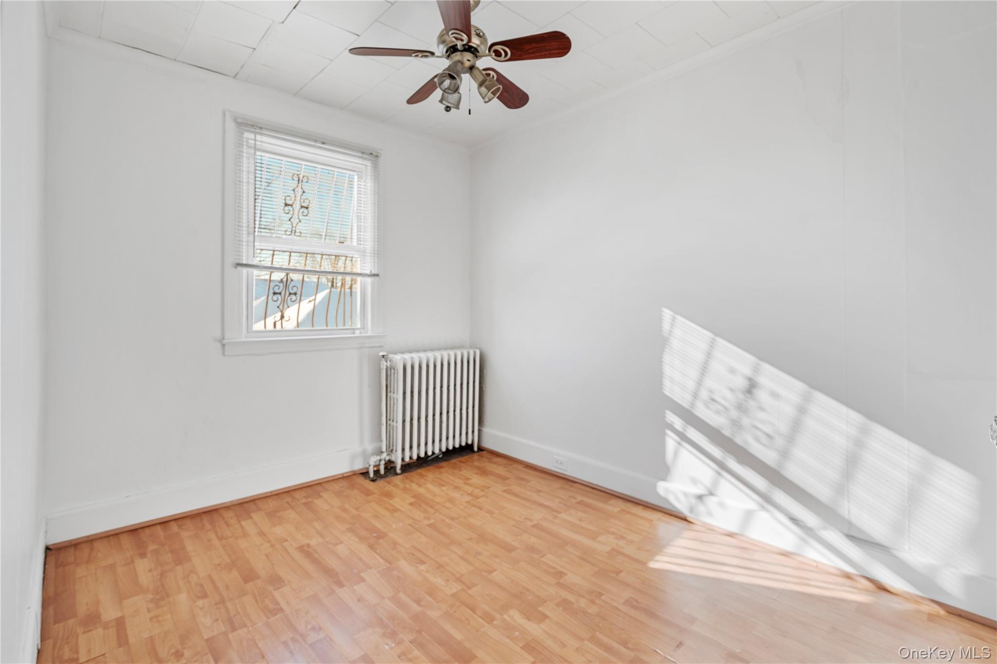 #19 photo, 12310 25th Road, Flushing , NY 11354