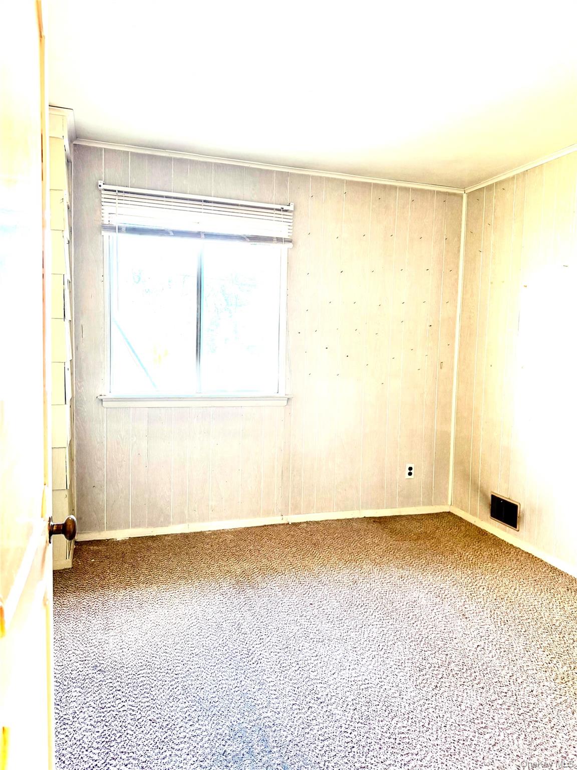 #9 photo, 20 Catherine Drive, Саффолк ‖ Selden , NY 11784