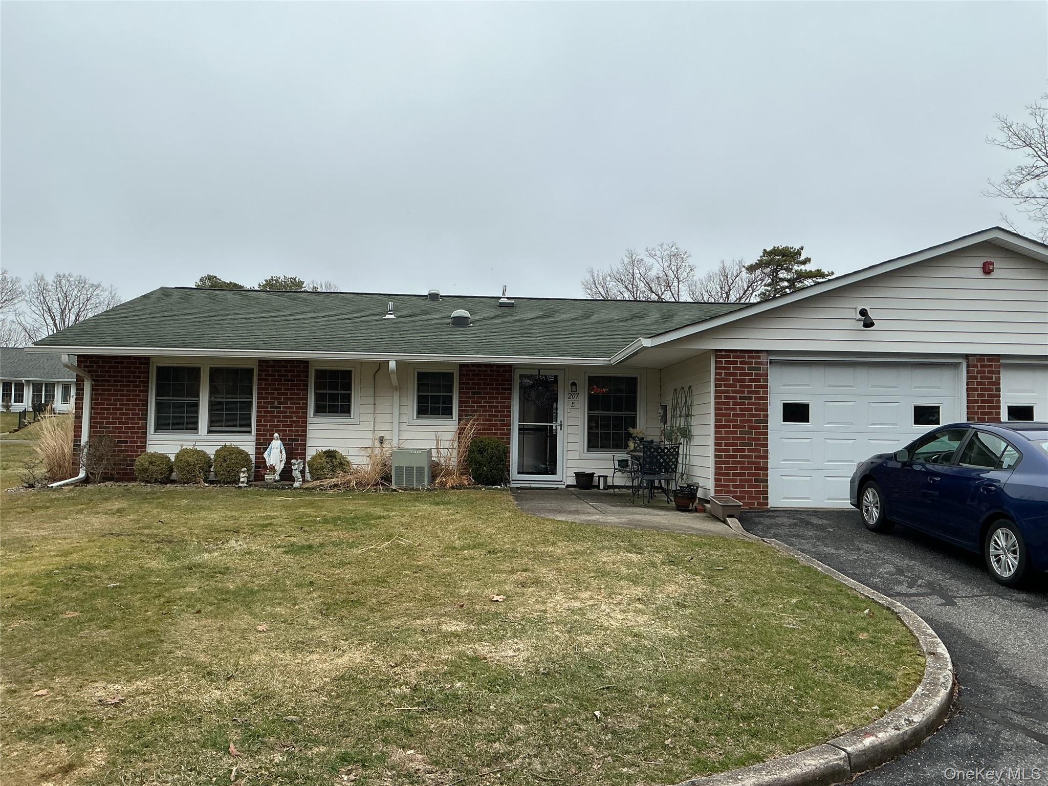 #1 photo, 207 Woodbridge Drive, Ridge , NY 11961