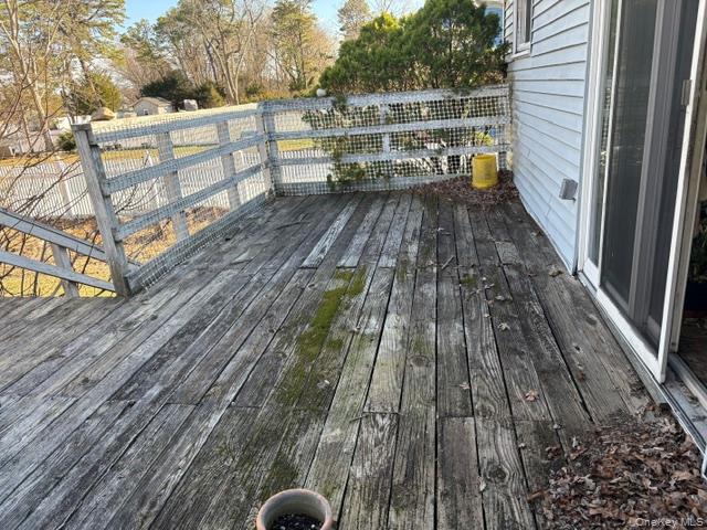 #7 photo, 1557 N Gardiner Drive, 東長島 海湾 Bay Shore , NY 11706