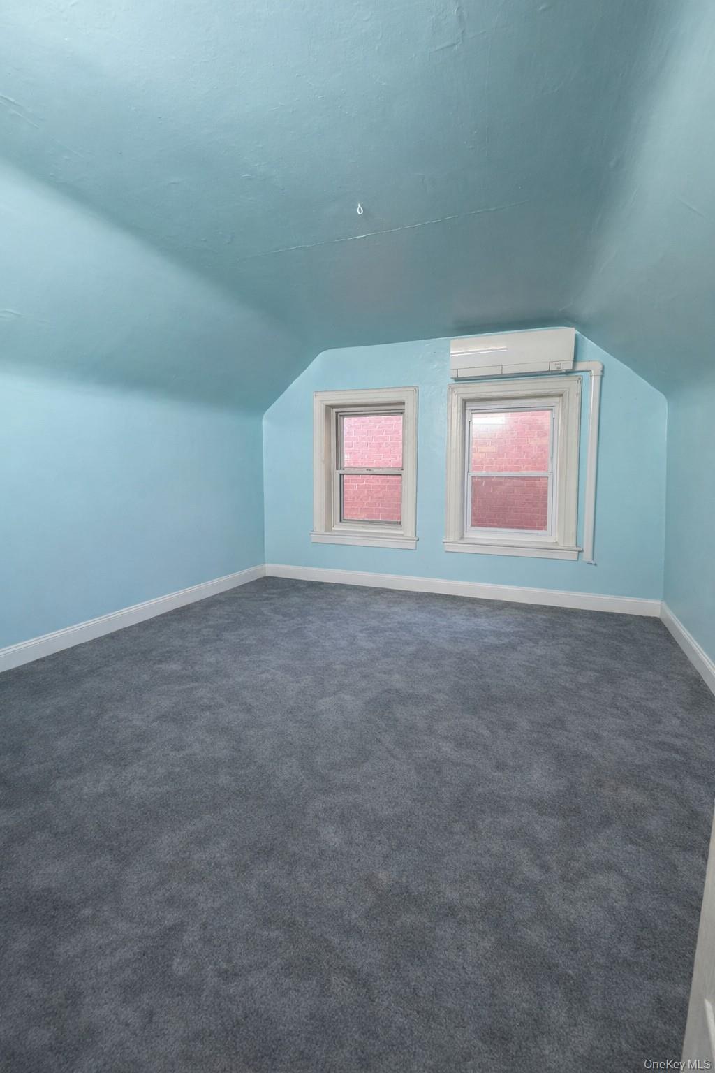 #3 photo, 4131 Hampton Street, كوينز Elmhurst , NY 11373