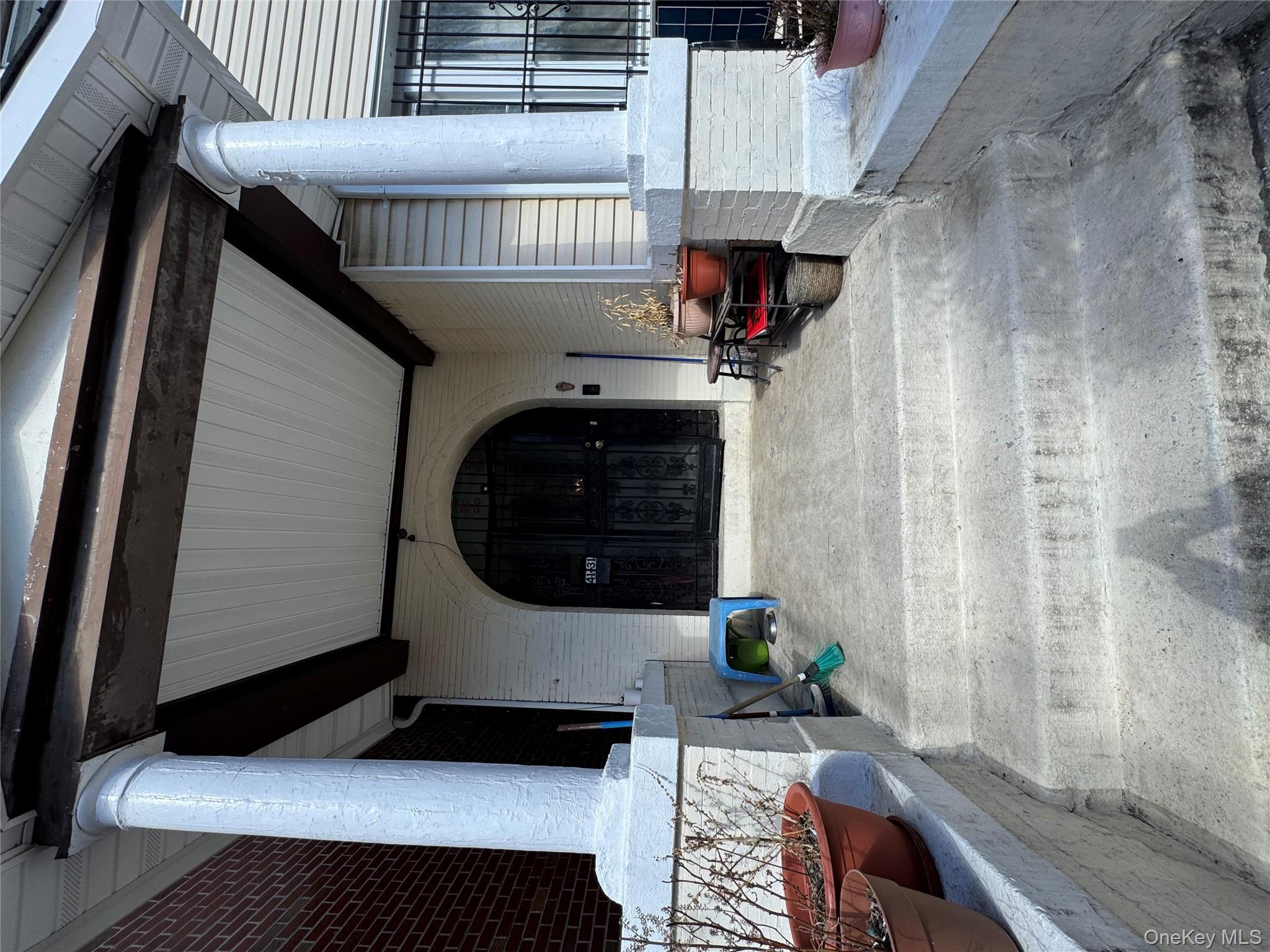 #9 photo, 4131 Hampton Street, كوينز Elmhurst , NY 11373