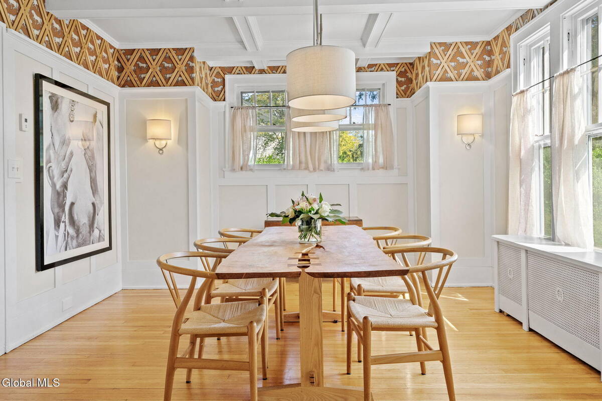 #11 photo, 39 Fifth Avenue, 紐約州 Saratoga Springs , NY 12866