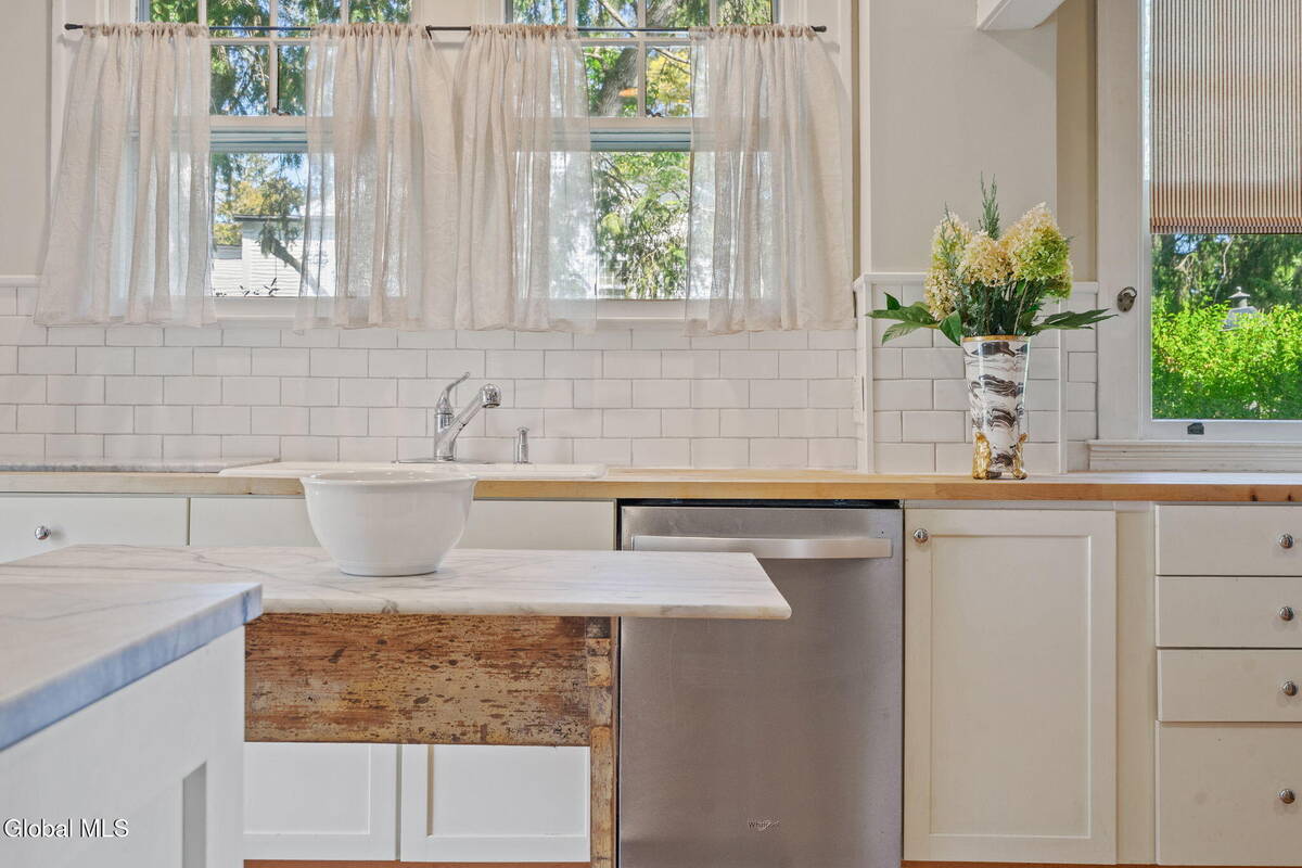 #21 photo, 39 Fifth Avenue, 紐約州 Saratoga Springs , NY 12866