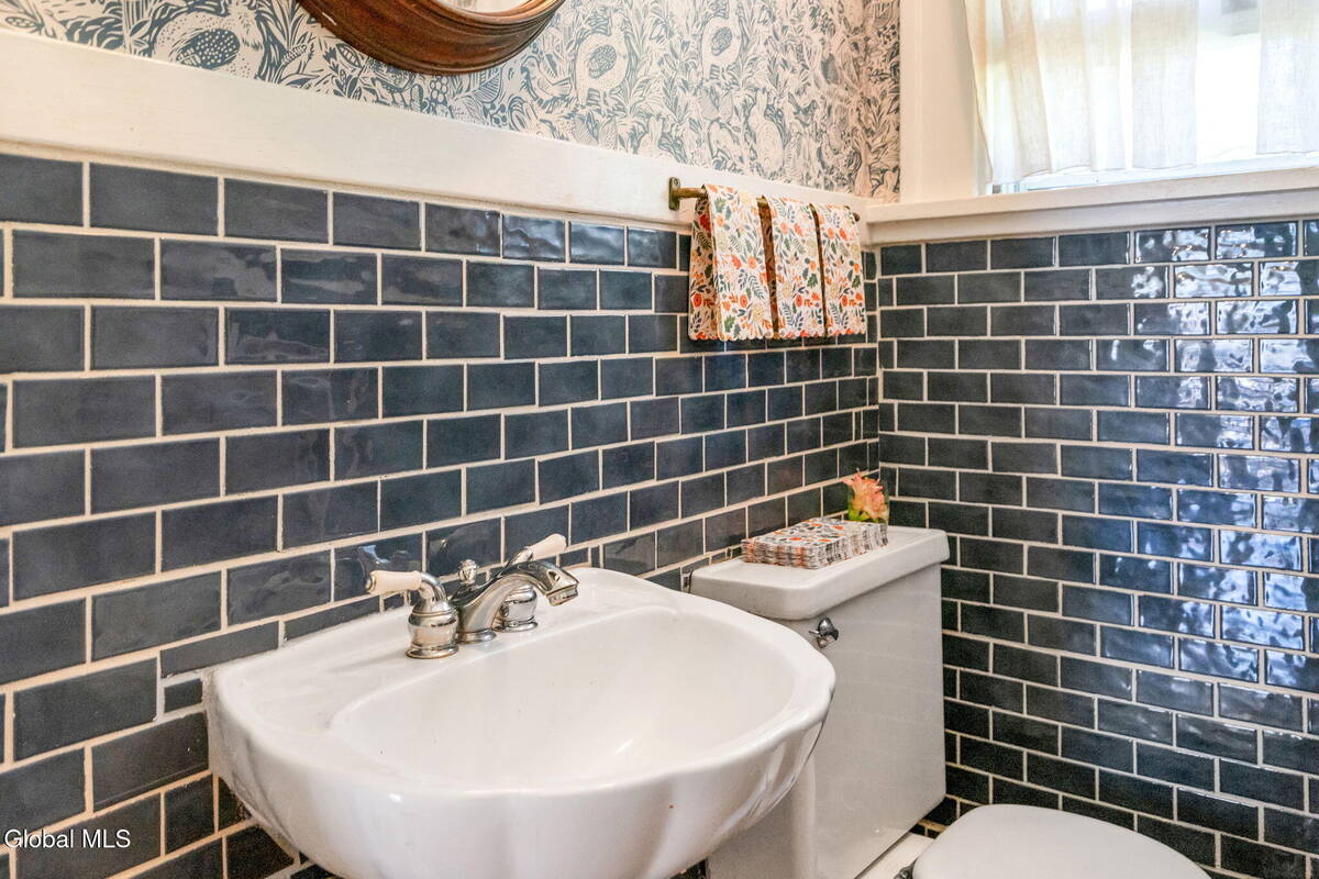 #24 photo, 39 Fifth Avenue, 紐約州 Saratoga Springs , NY 12866