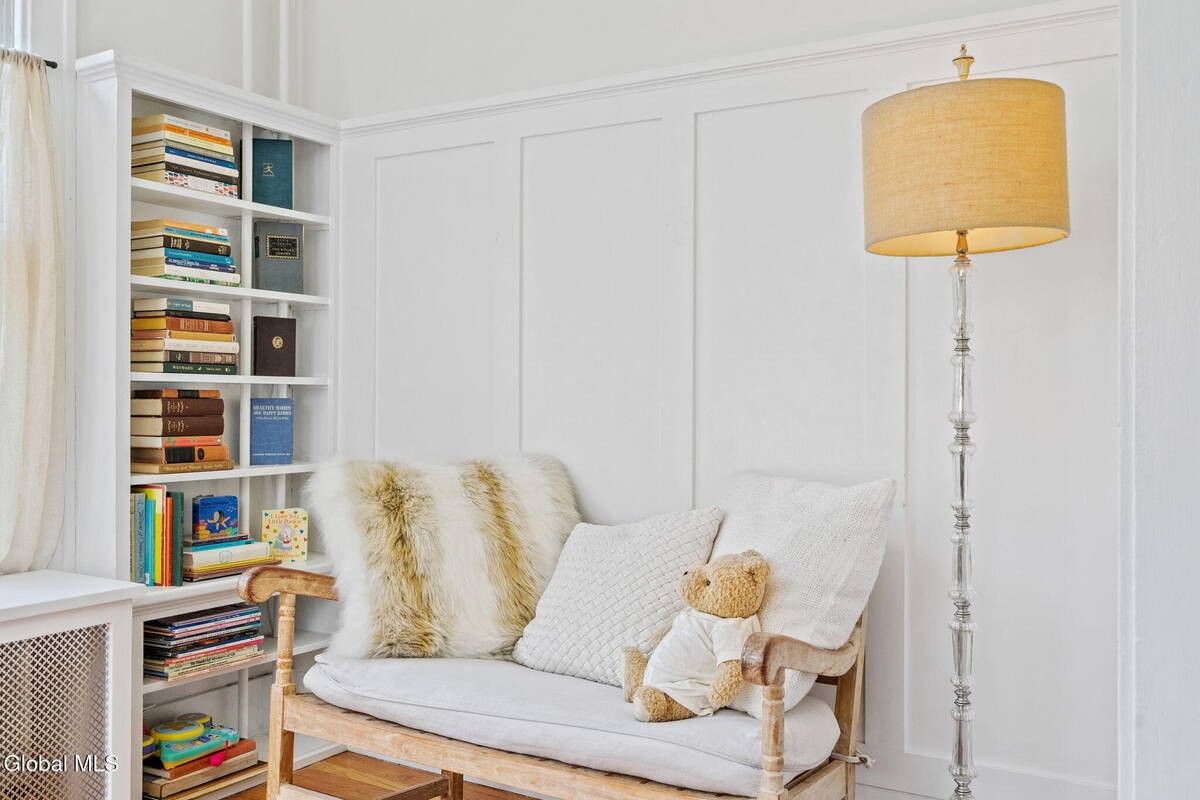 #27 photo, 39 Fifth Avenue, 紐約州 Saratoga Springs , NY 12866