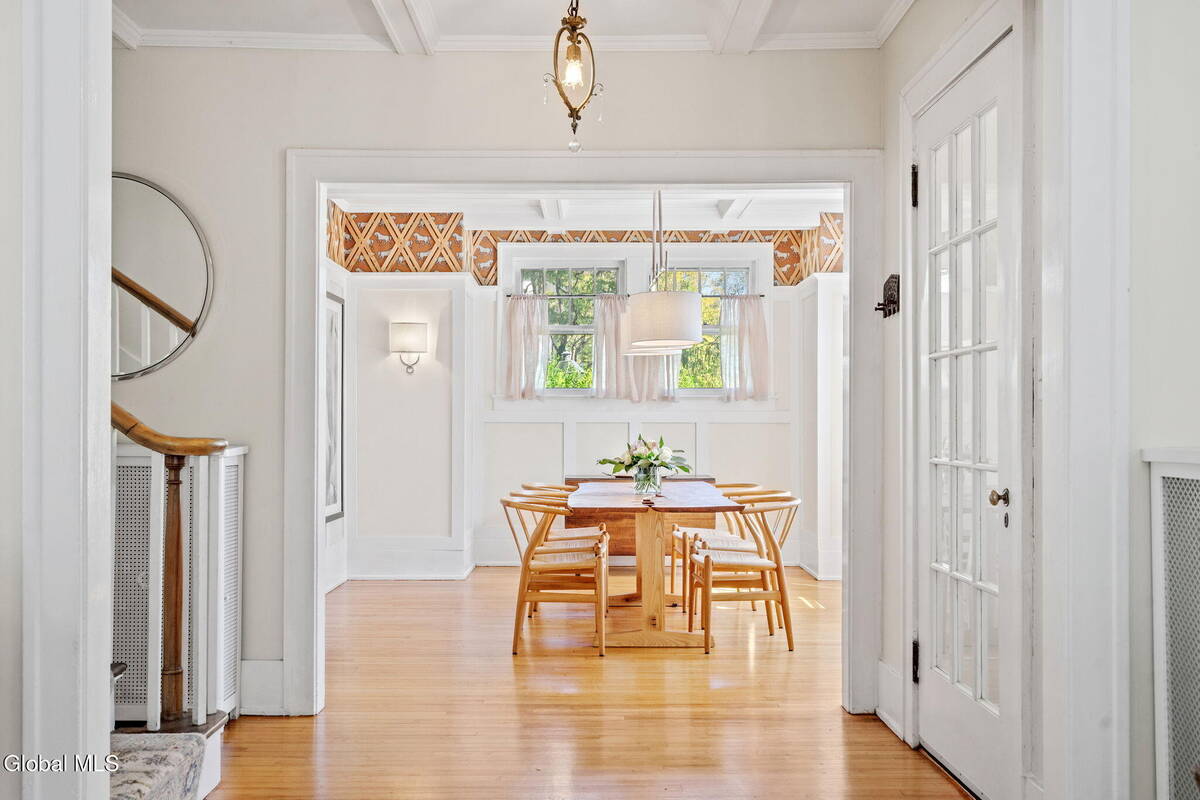 #34 photo, 39 Fifth Avenue, 紐約州 Saratoga Springs , NY 12866