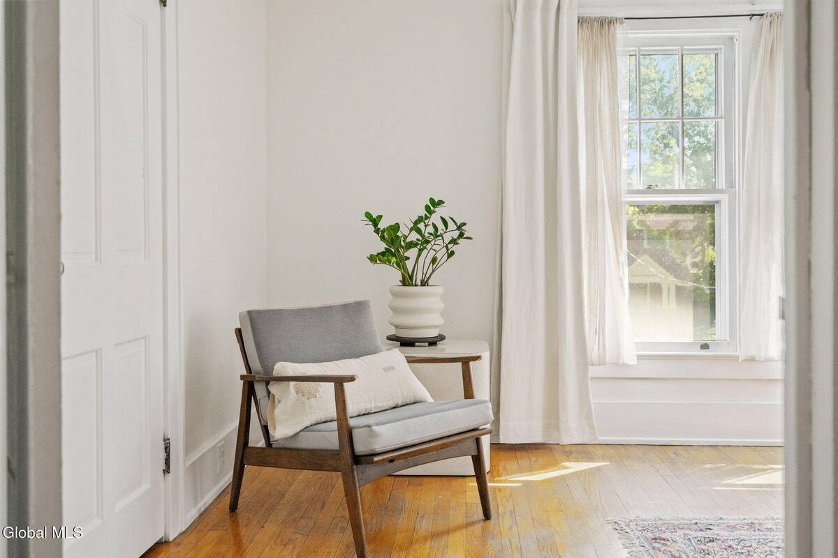 #51 photo, 39 Fifth Avenue, 紐約州 Saratoga Springs , NY 12866