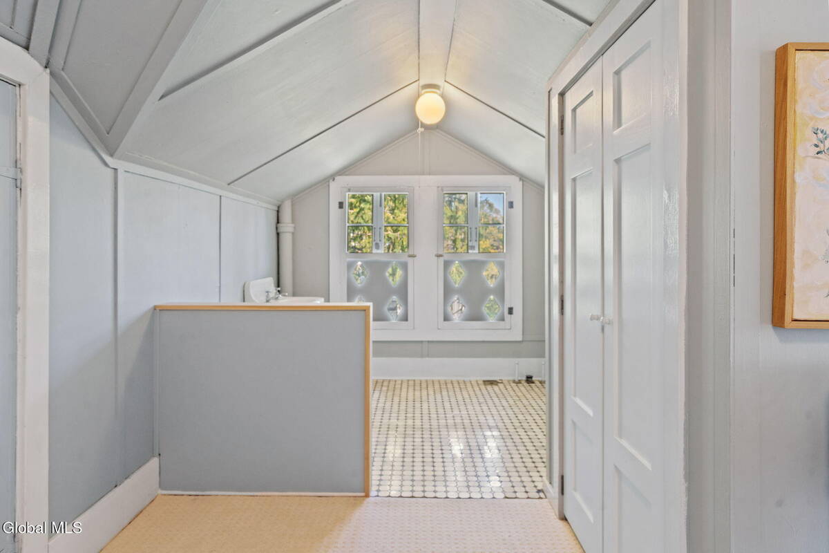 #60 photo, 39 Fifth Avenue, 紐約州 Saratoga Springs , NY 12866