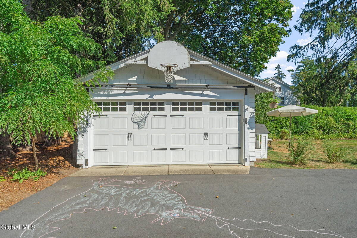 #64 photo, 39 Fifth Avenue, 紐約州 Saratoga Springs , NY 12866