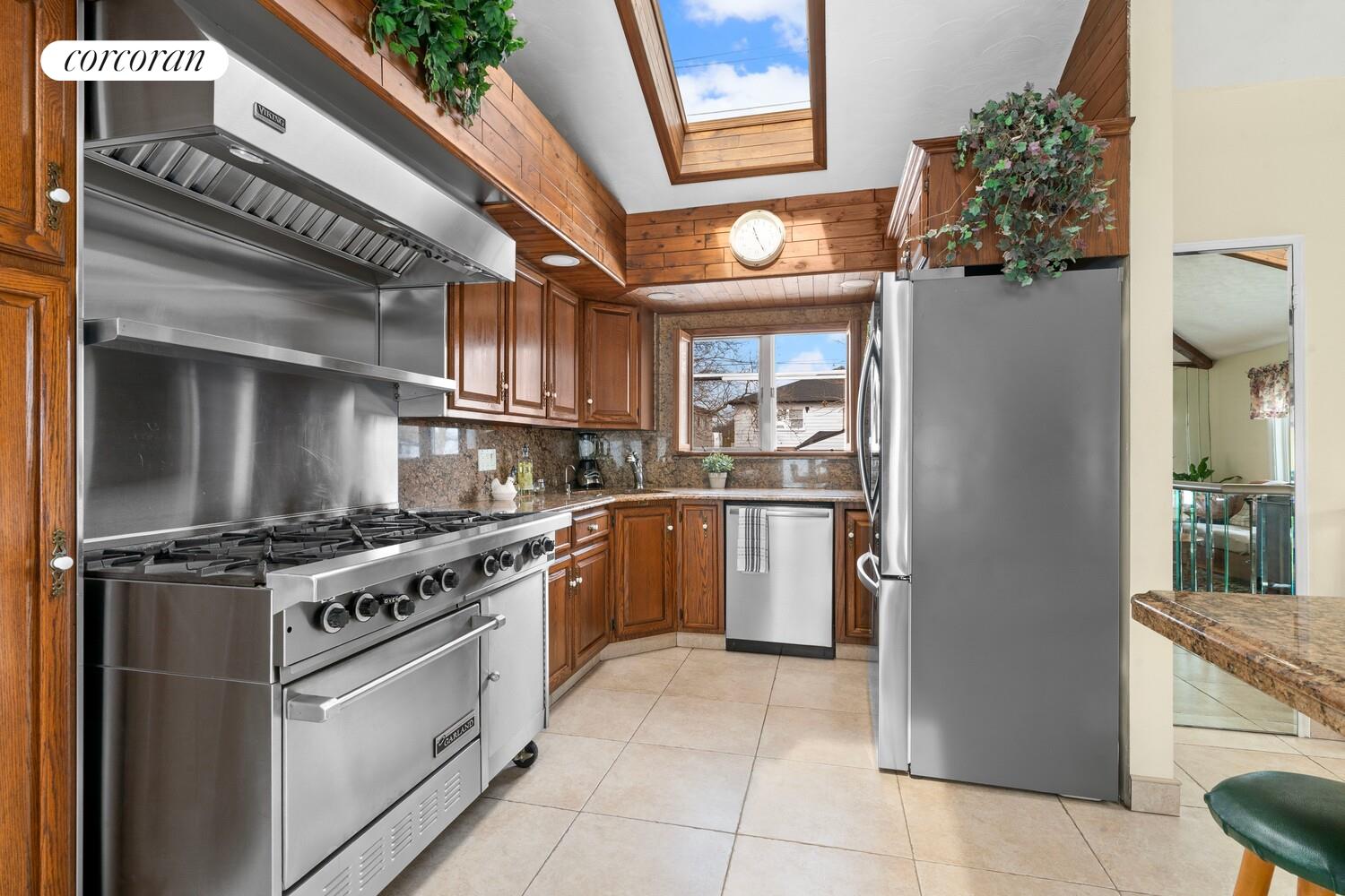 #6 photo, 2102 E 73RD Street, 布鲁克林 Bergen Beach , NY 11234