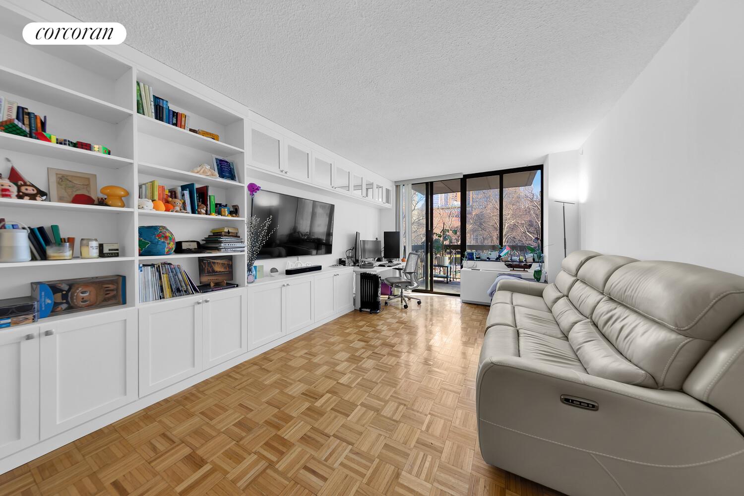 #1 photo, 5 E 22ND Street, 曼哈頓 基普斯湾 Flatiron , NY 10010