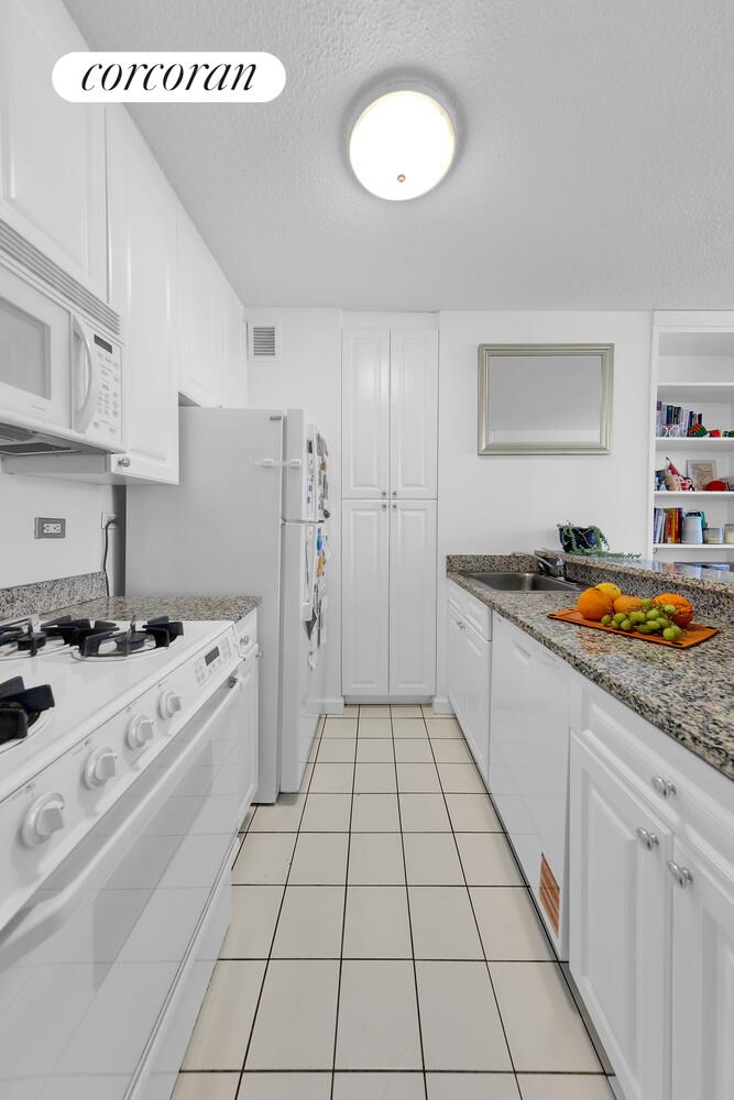 #3 photo, 5 E 22ND Street, 曼哈頓 基普斯湾 Flatiron , NY 10010