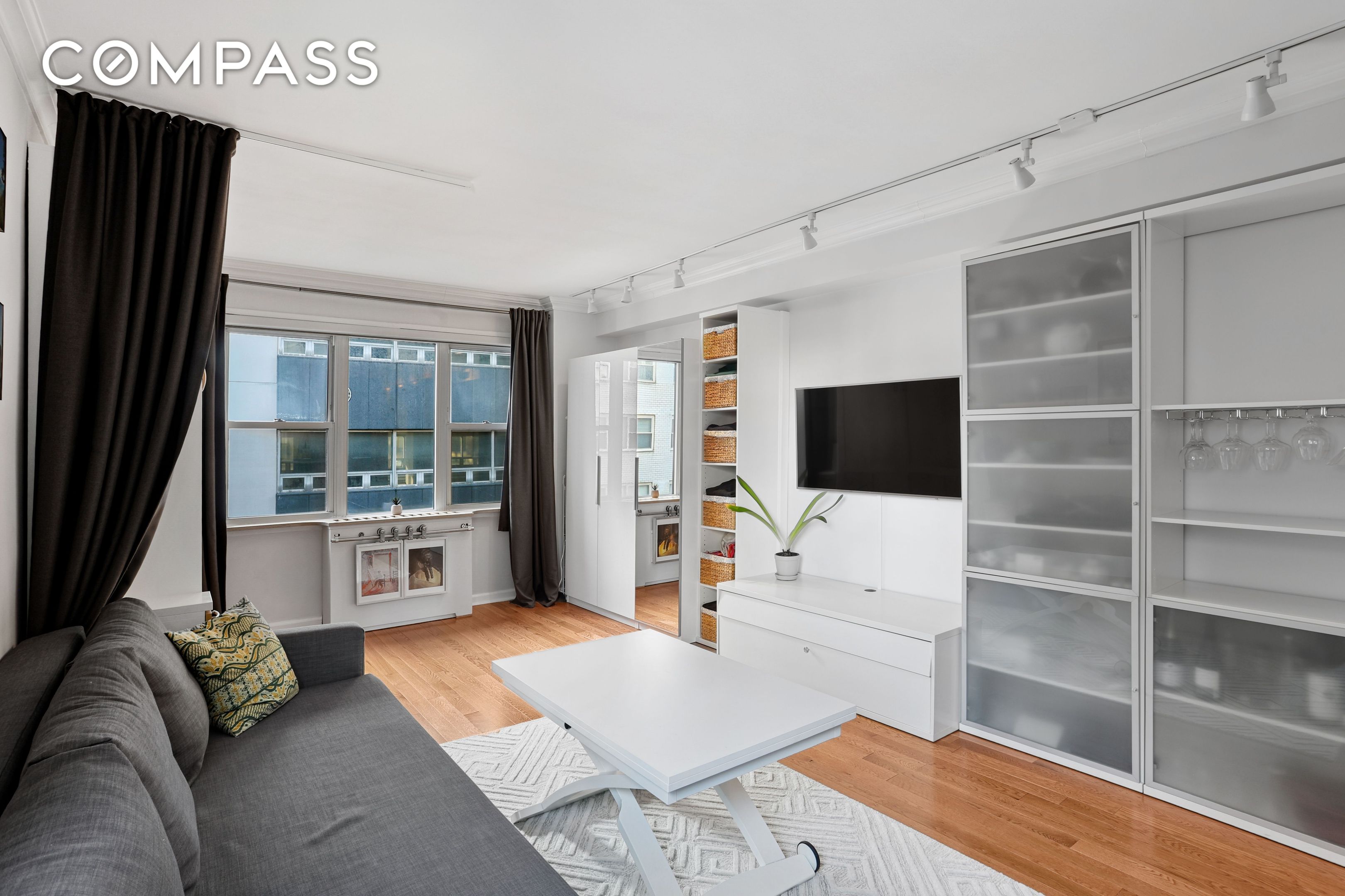 #5 photo, 310 E 49th Street, مانهاتن Midtown East , NY 10017