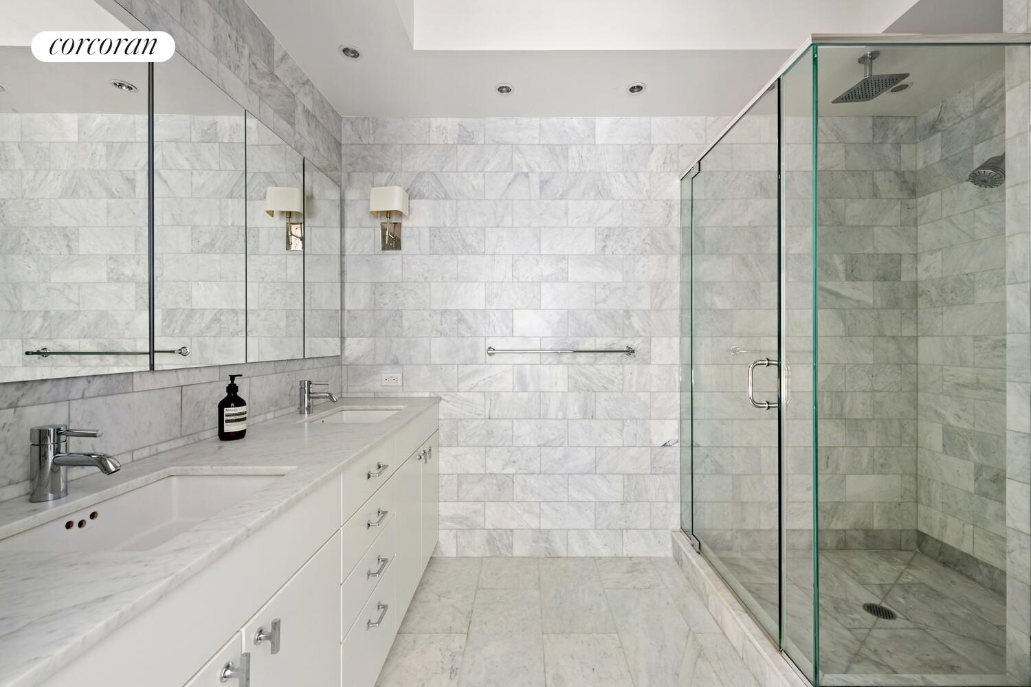 #11 photo, New York City, מנהטן Tribeca , NY 10013