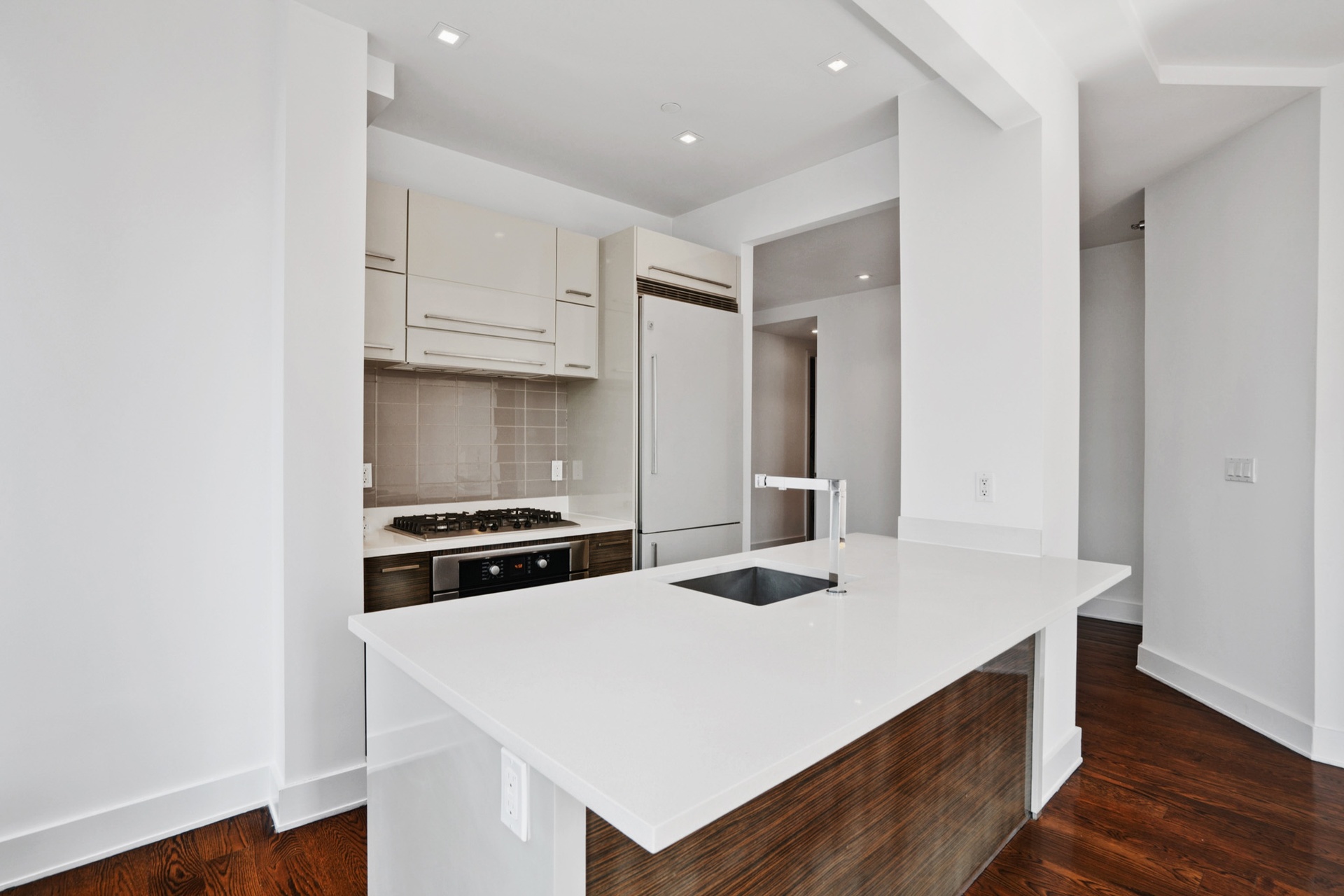 #13 photo, 26-26 Jackson Avenue, Long Island City , NY 11101