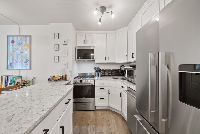 #5 photo, 340 E 93rd Street, Upper East Side , NY 10128