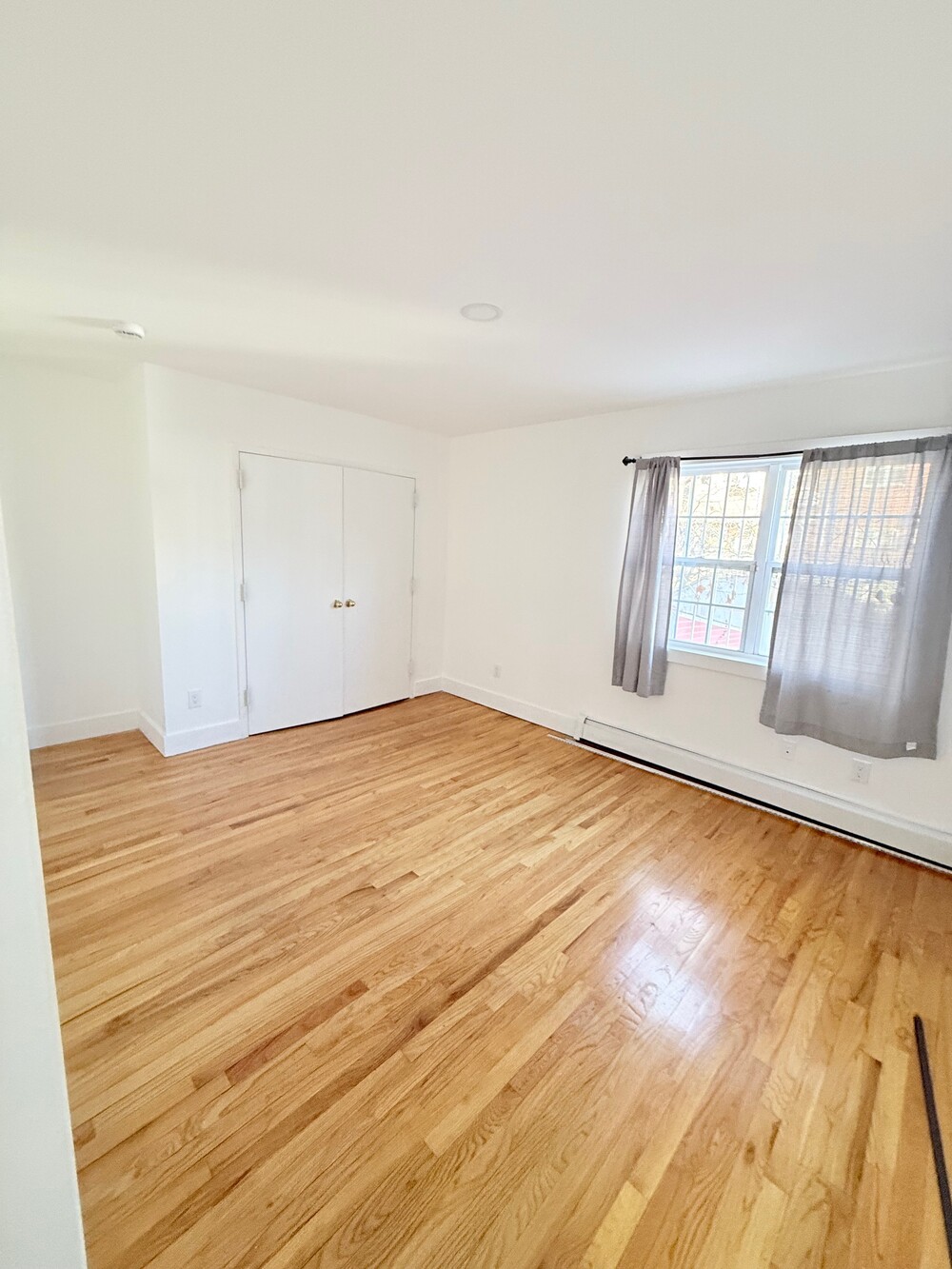 #12 photo, Woodside, वुडसाइड Woodside , NY 11377