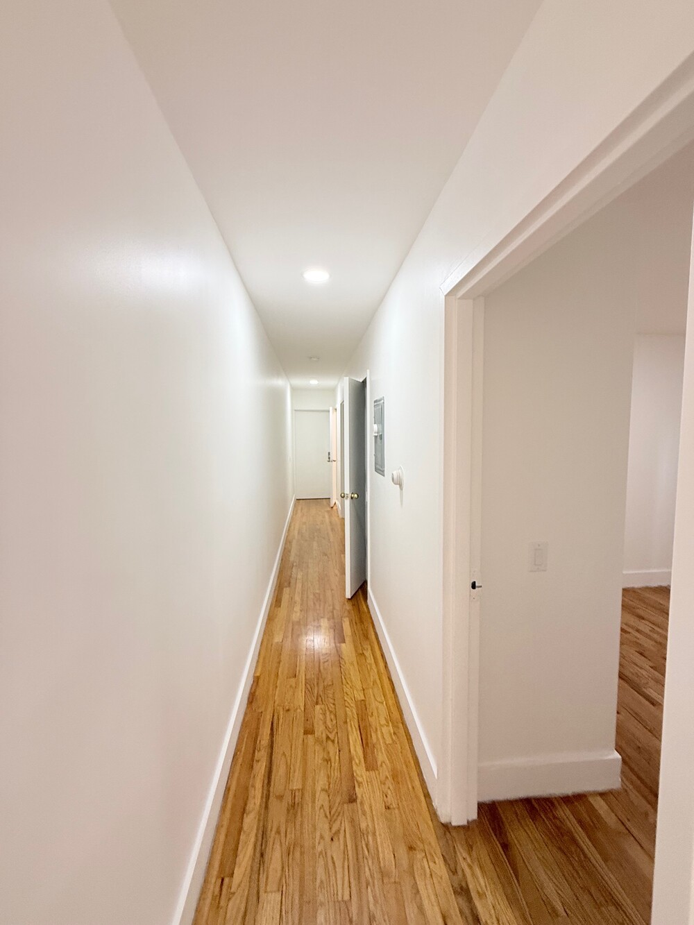 #5 photo, Woodside, वुडसाइड Woodside , NY 11377