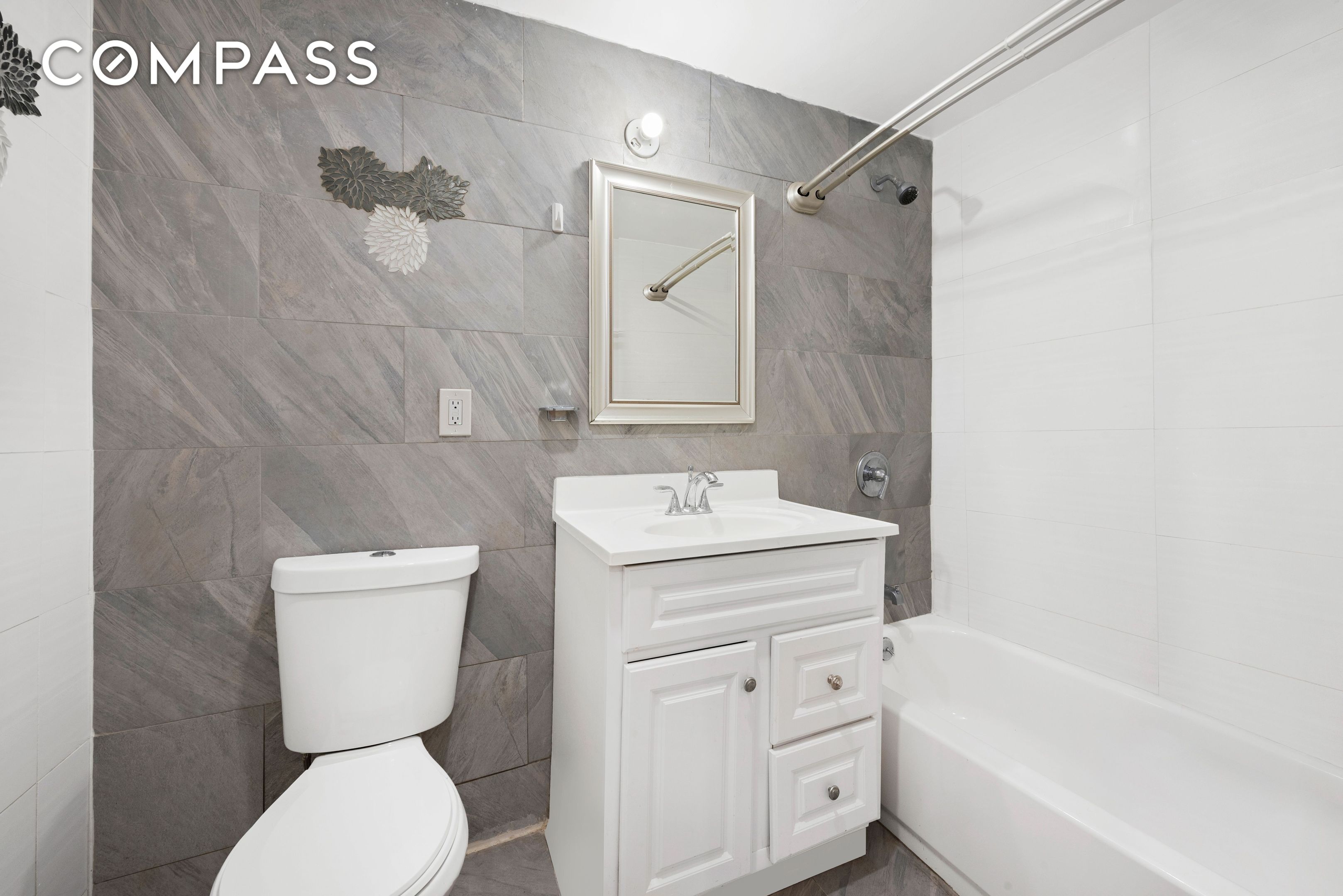 #13 photo, 654 Lafayette Avenue, Bedford-Stuyvesant , NY 11216