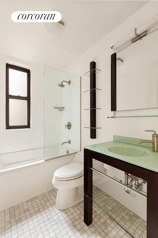 #5 photo, 333 E 53RD Street, Sutton Place , NY 10022