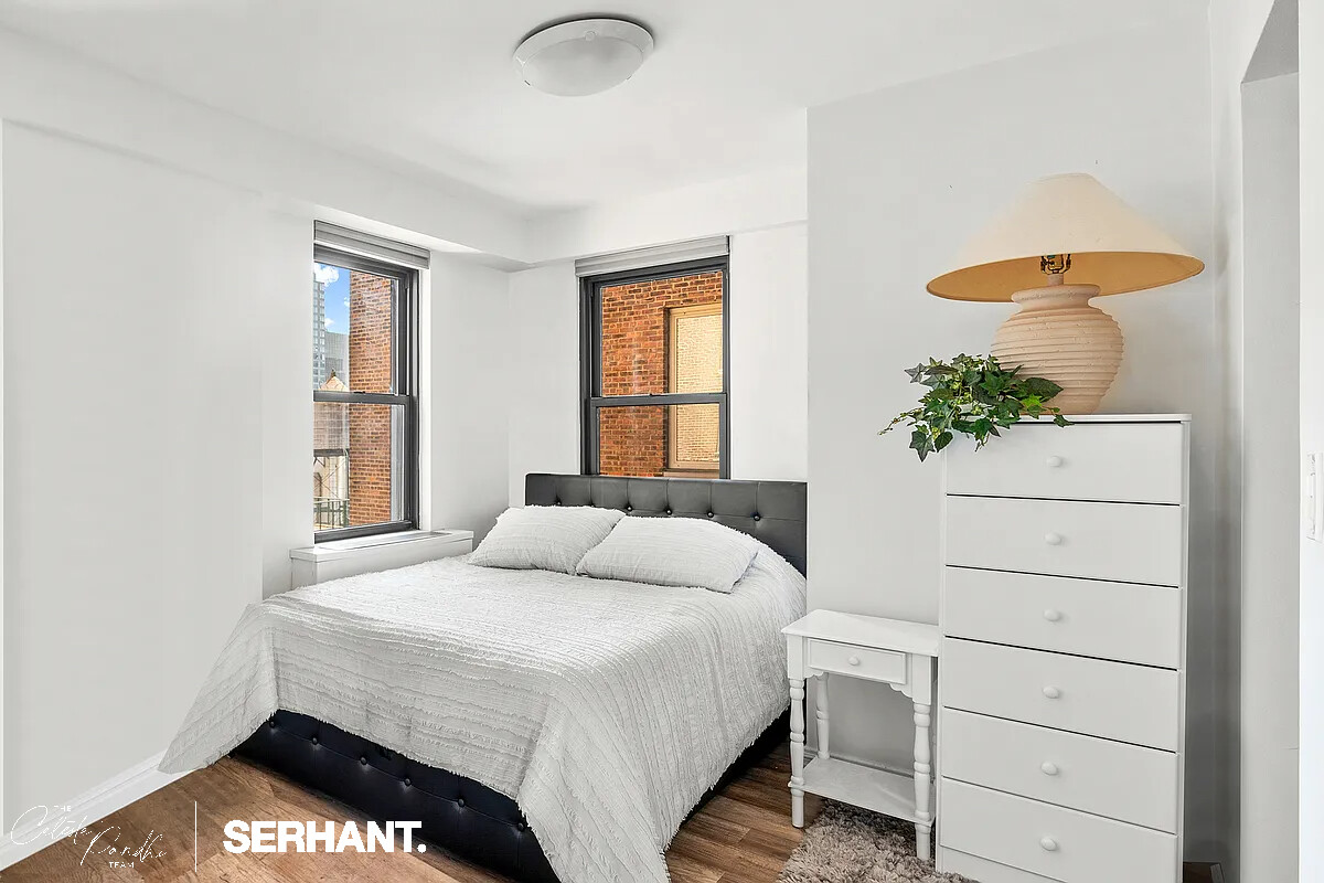 #7 photo, 301 E 63RD Street, Lenox Hill , NY 10065