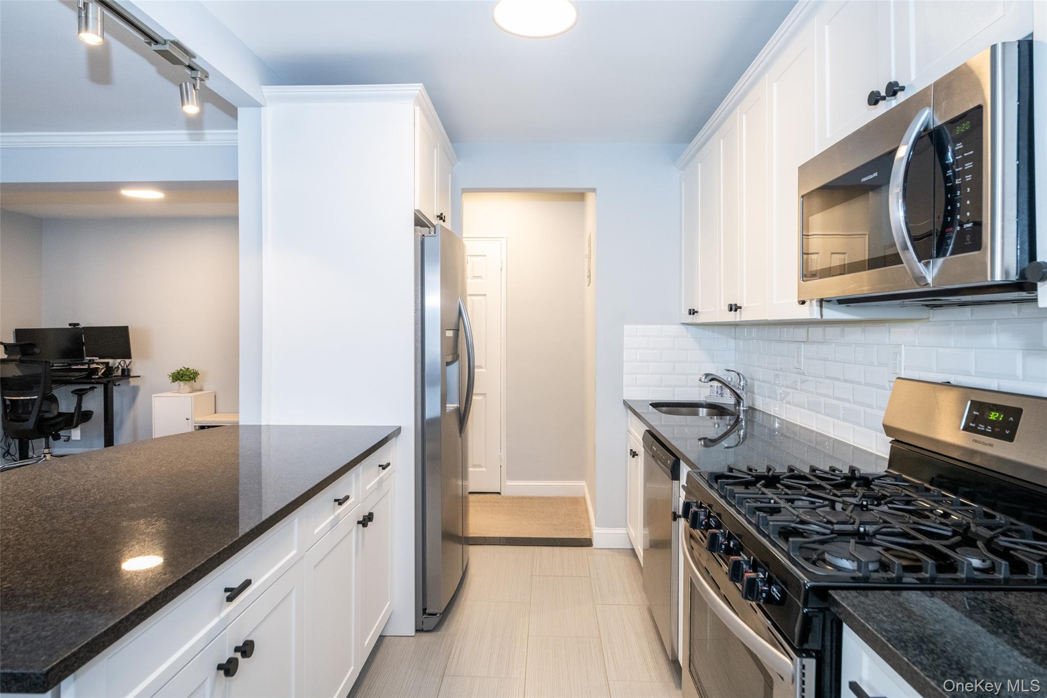 #7 photo, 4 Sadore Lane, Yonkers , NY 10710