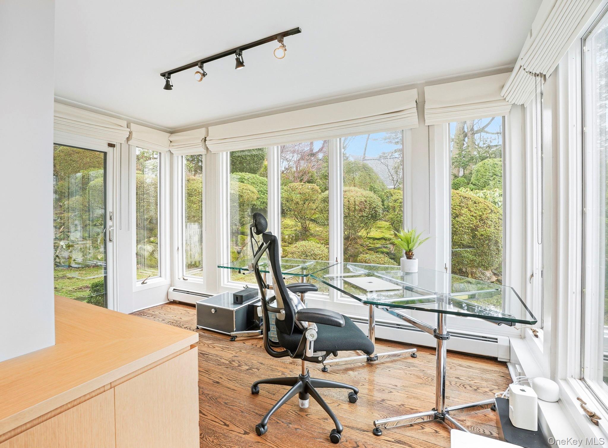 #18 photo, 22 Taunton Road, 纽约州 Scarsdale , NY 10583