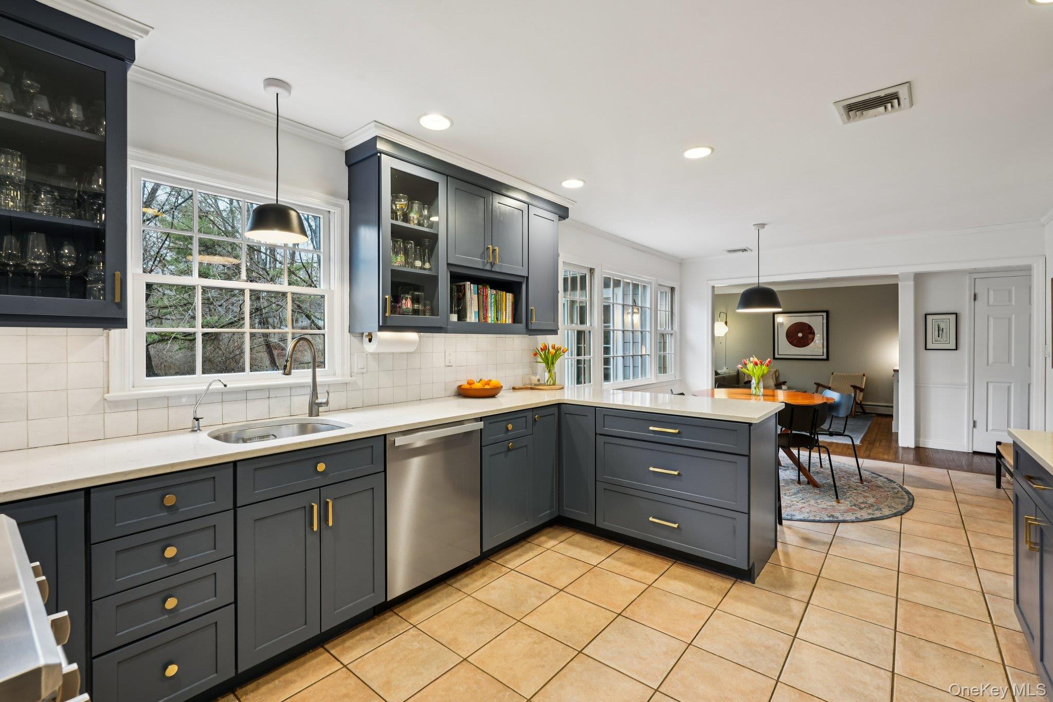 #19 photo, 2 Southwind Drive, Cross River , NY 10518