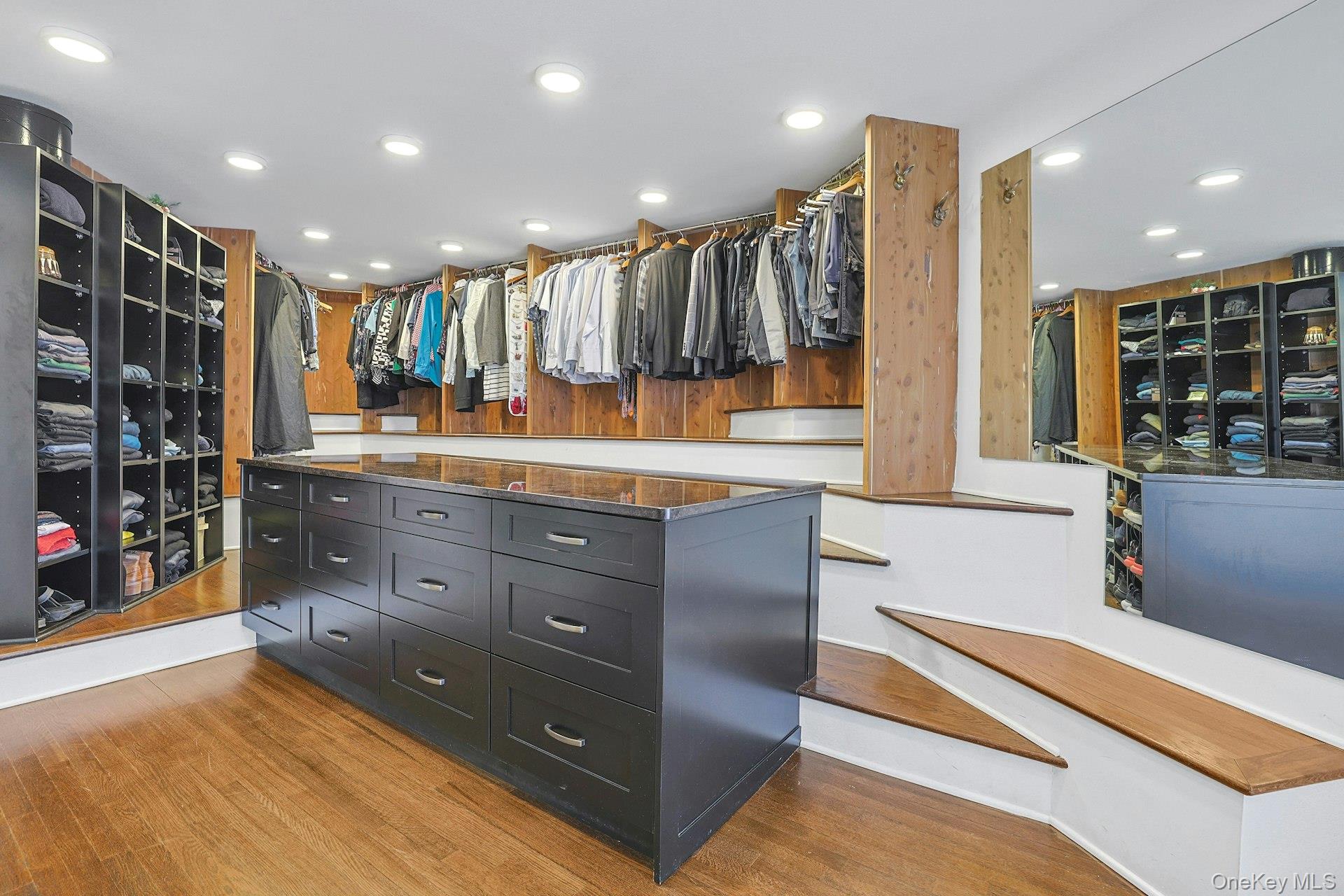 #11 photo, 35 Alta Vista Circle, Irvington , NY 10533