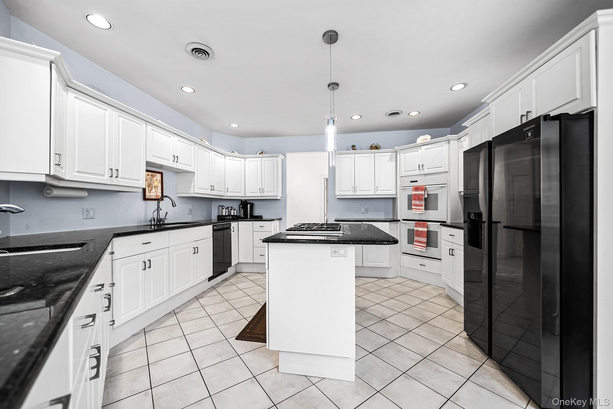 #10 photo, 16 Katavolos Drive, 紐約州 Tomkins Cove , NY 10986