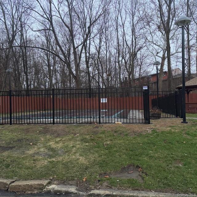 #4 photo, 810 Blooming Grove Tpke, Vails Gate , NY 12553