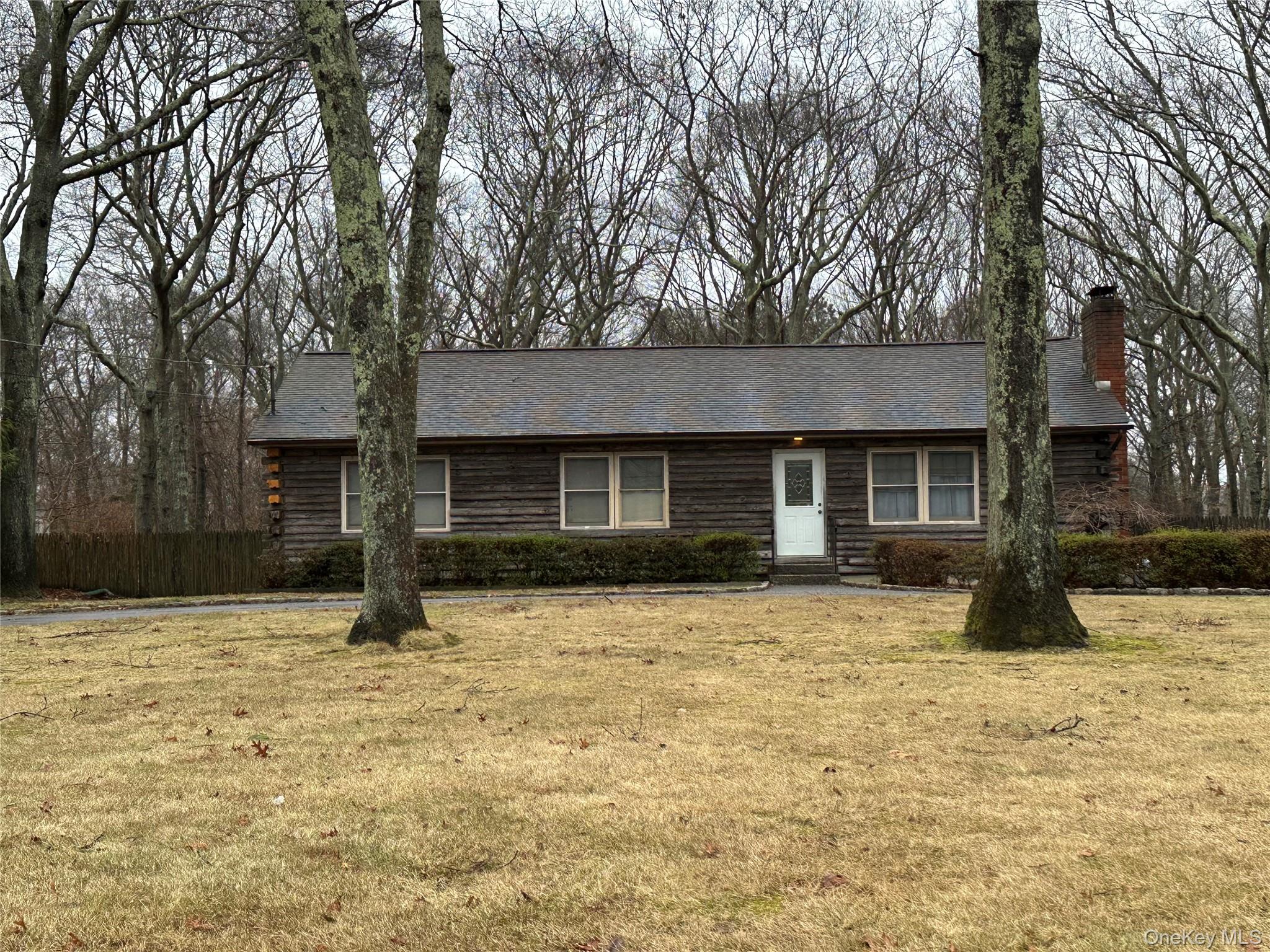 #1 photo, 97 Woodlot Road, מחוז סאפוק Ridge , NY 11961