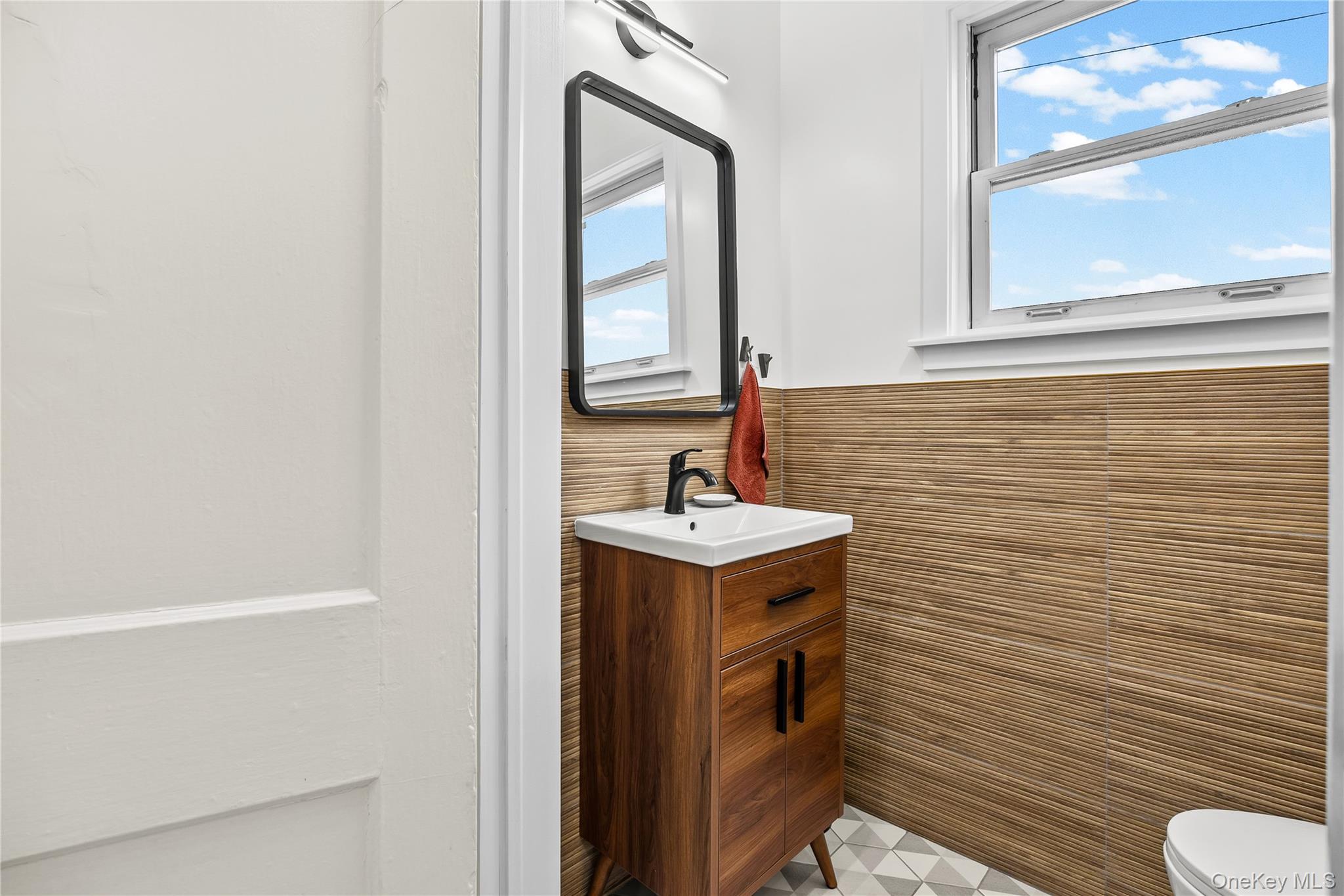 #11 photo, 58-68 41st Drive, Woodside , NY 11377