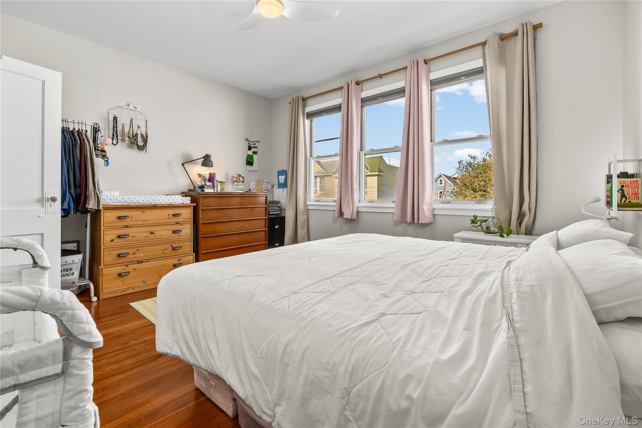 #13 photo, 58-68 41st Drive, Woodside , NY 11377