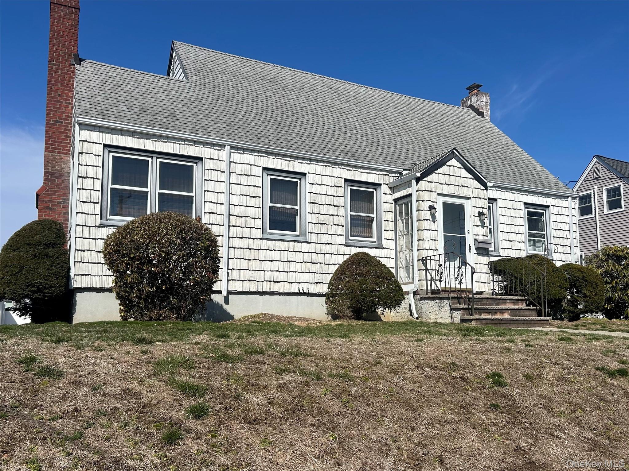 #2 photo, 9 Hewlett Point Avenue, East Rockaway , NY 11518