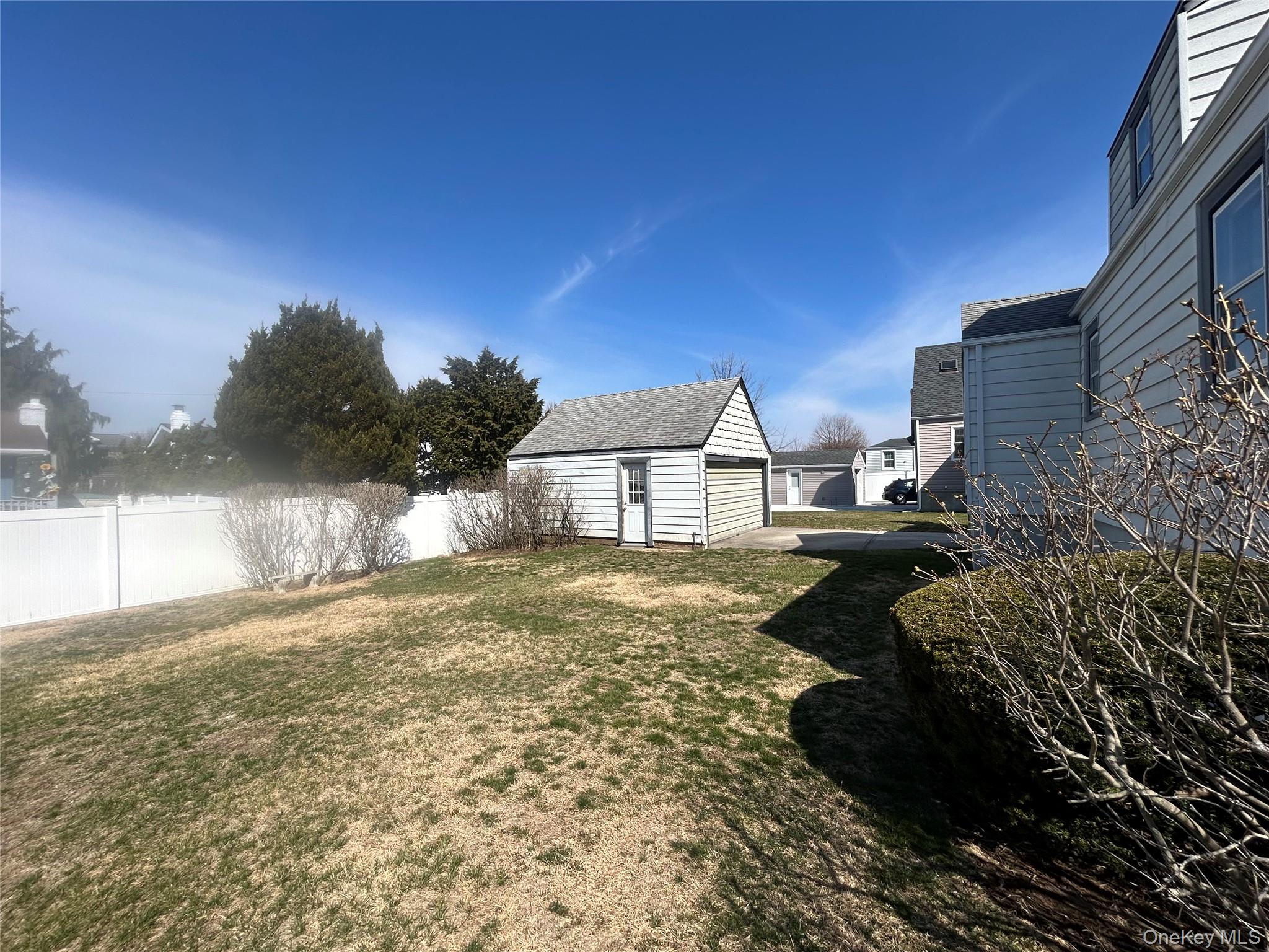 #6 photo, 9 Hewlett Point Avenue, East Rockaway , NY 11518