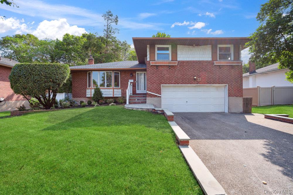 #1 photo, 72 Winthrop Road, מחוז נסאו Plainview , NY 11803