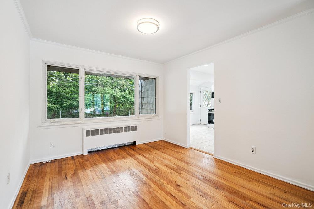 #13 photo, 72 Winthrop Road, מחוז נסאו Plainview , NY 11803