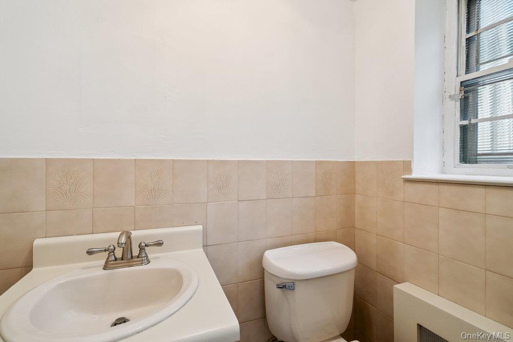 #20 photo, 72 Winthrop Road, מחוז נסאו Plainview , NY 11803